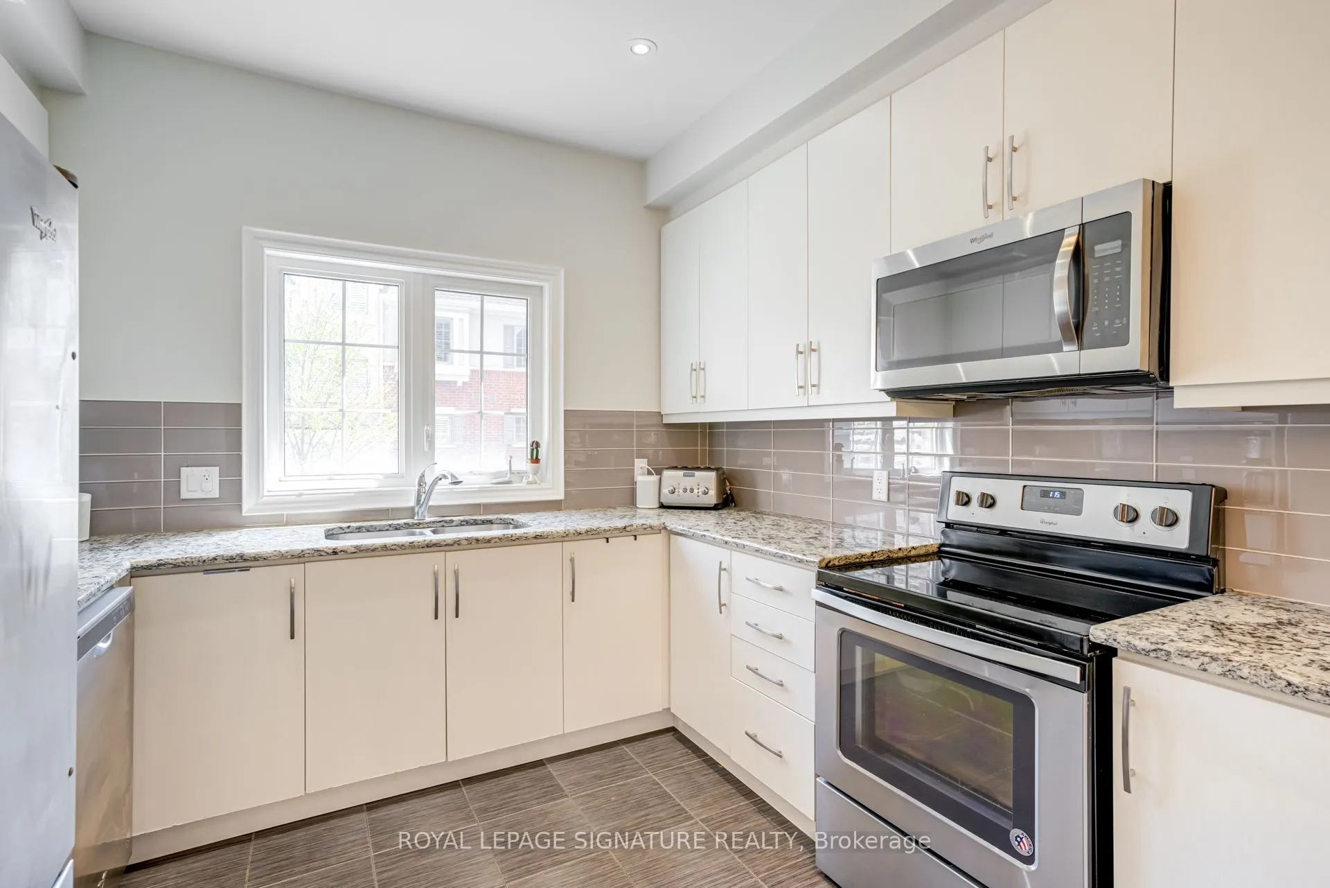 1223 Azinger Lane