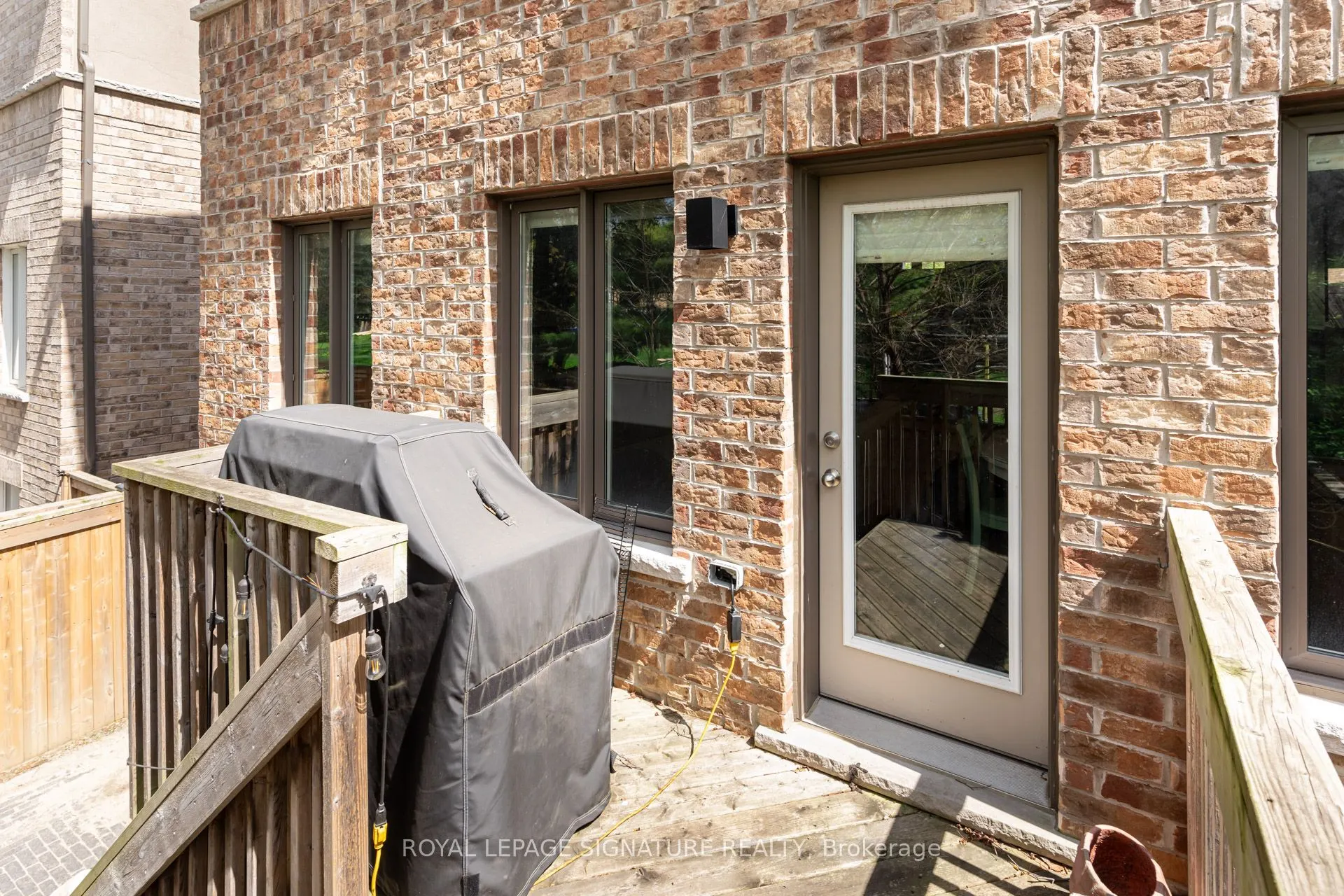 1223 Azinger Lane