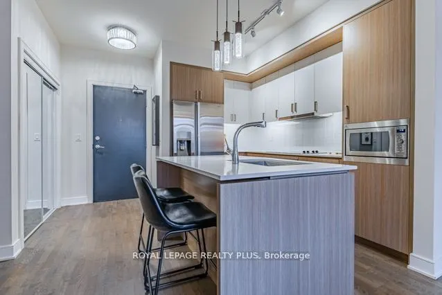 1575 Lakeshore Road W #465