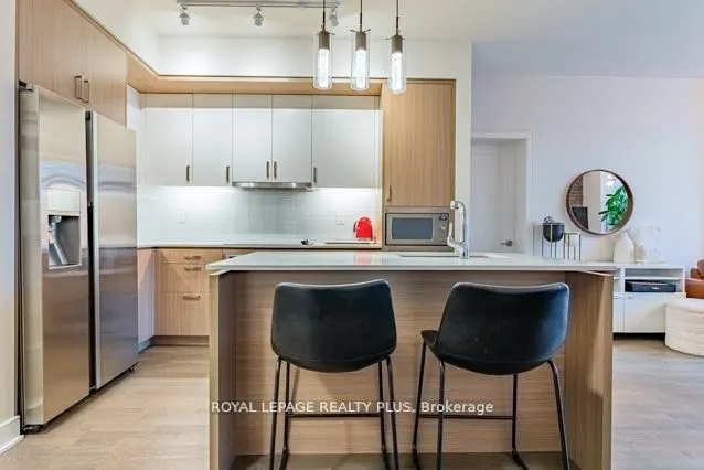 1575 Lakeshore Road W #465