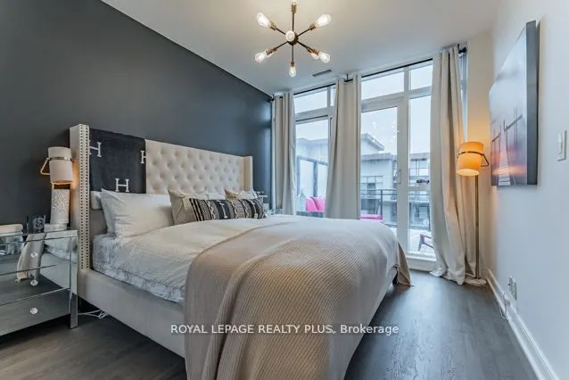 1575 Lakeshore Road W #465