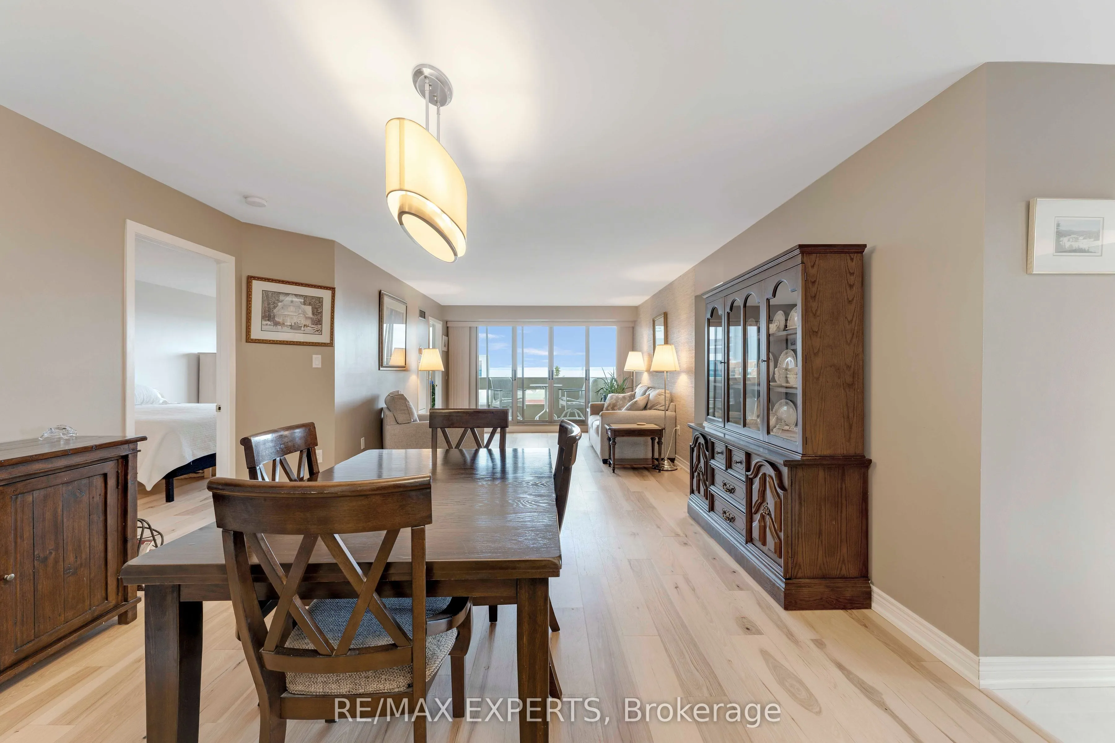 1201 North Shore Boulevard E, #809