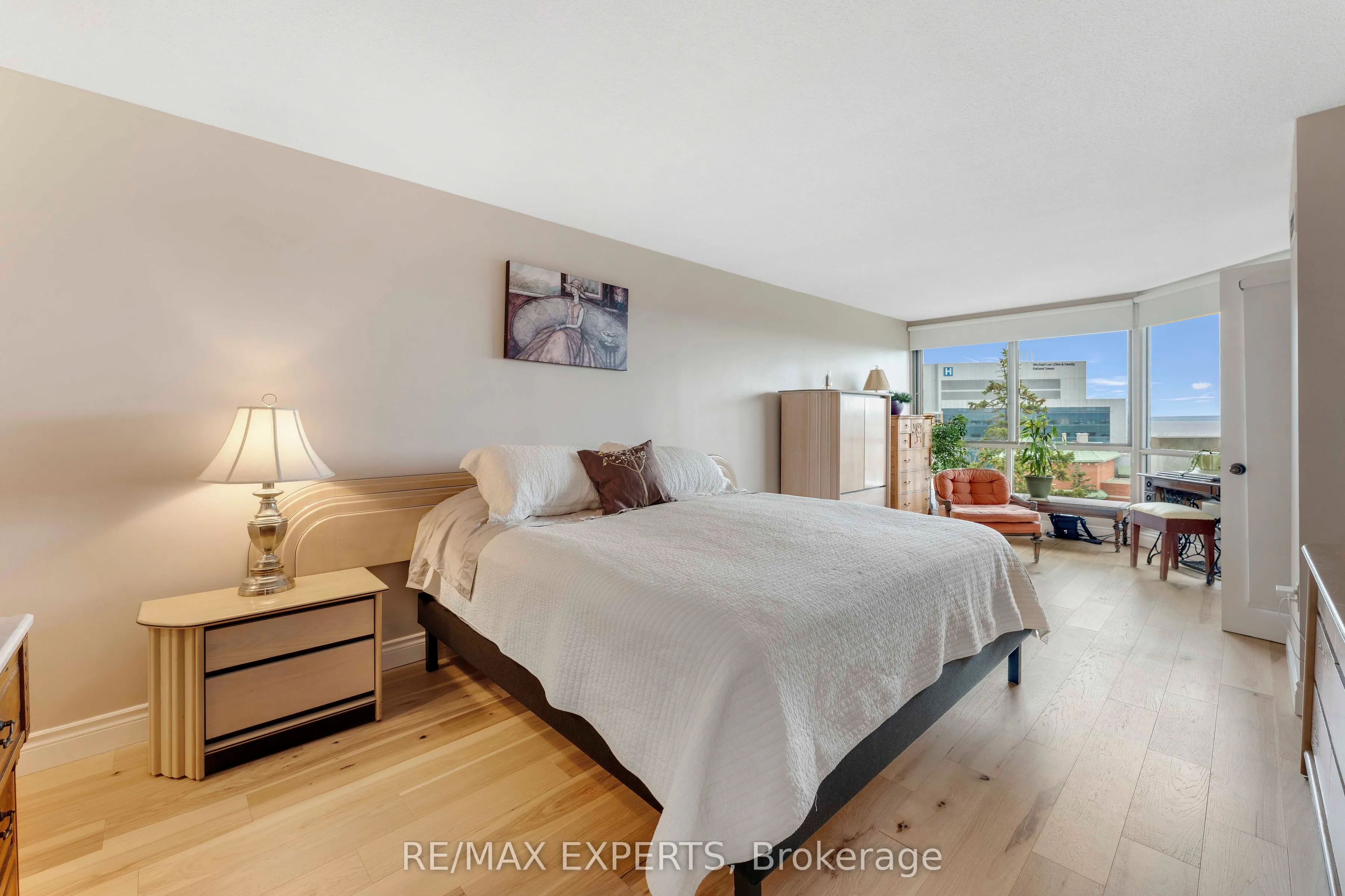 1201 North Shore Boulevard E, #809