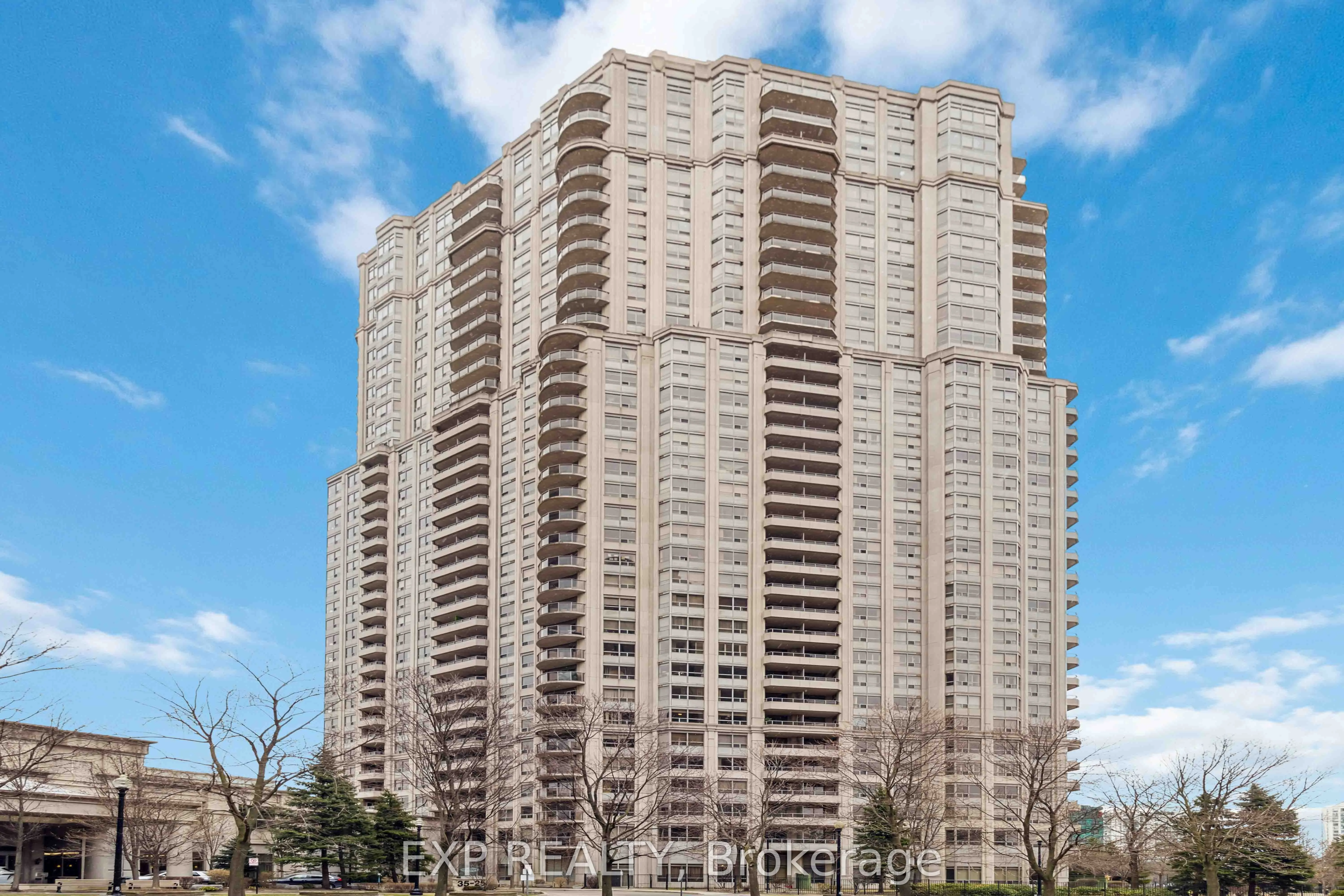25 Kingsbridge Garden Circle, #616