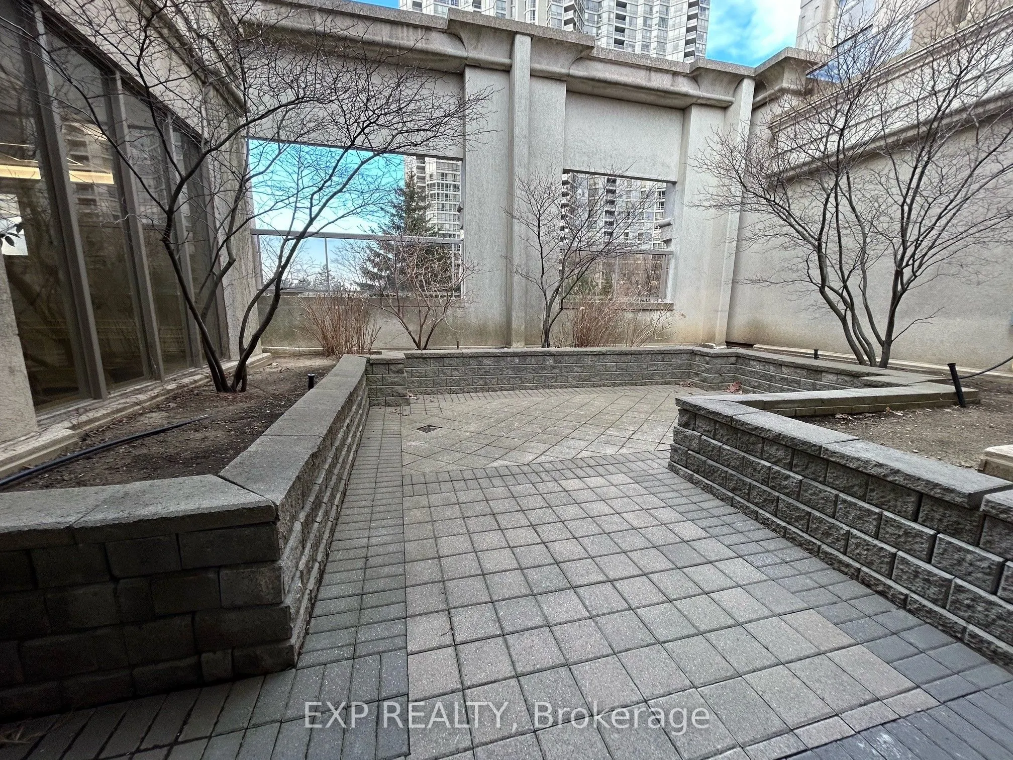 25 Kingsbridge Garden Circle, #616