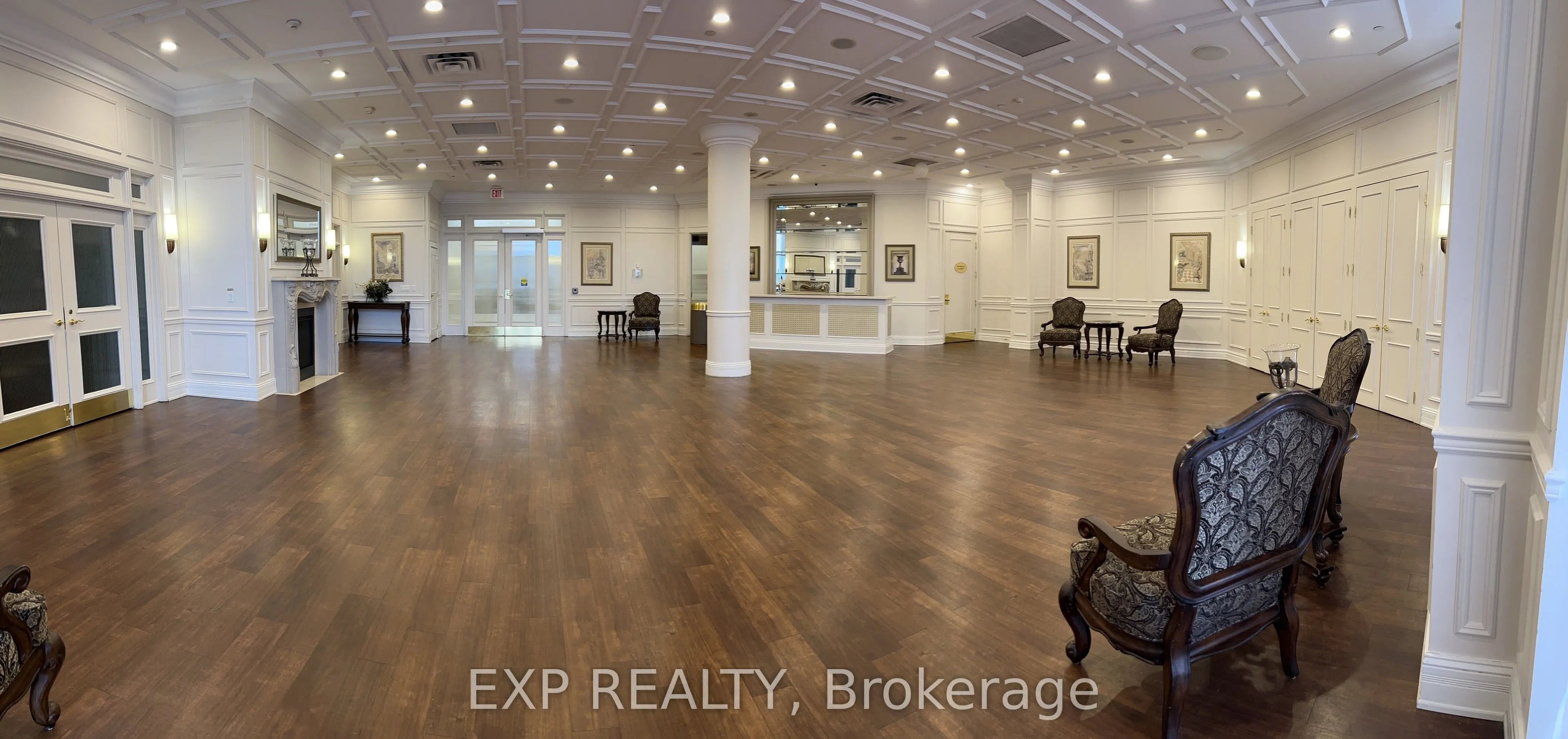 25 Kingsbridge Garden Circle, #616