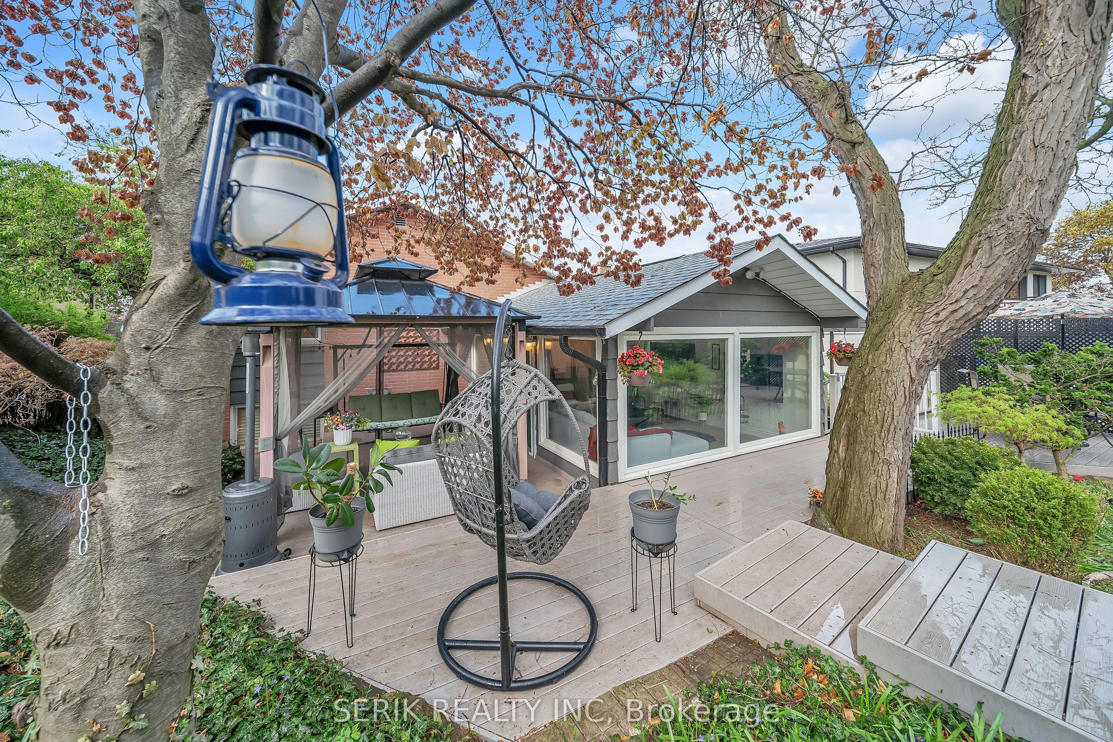 122 Vista Boulevard