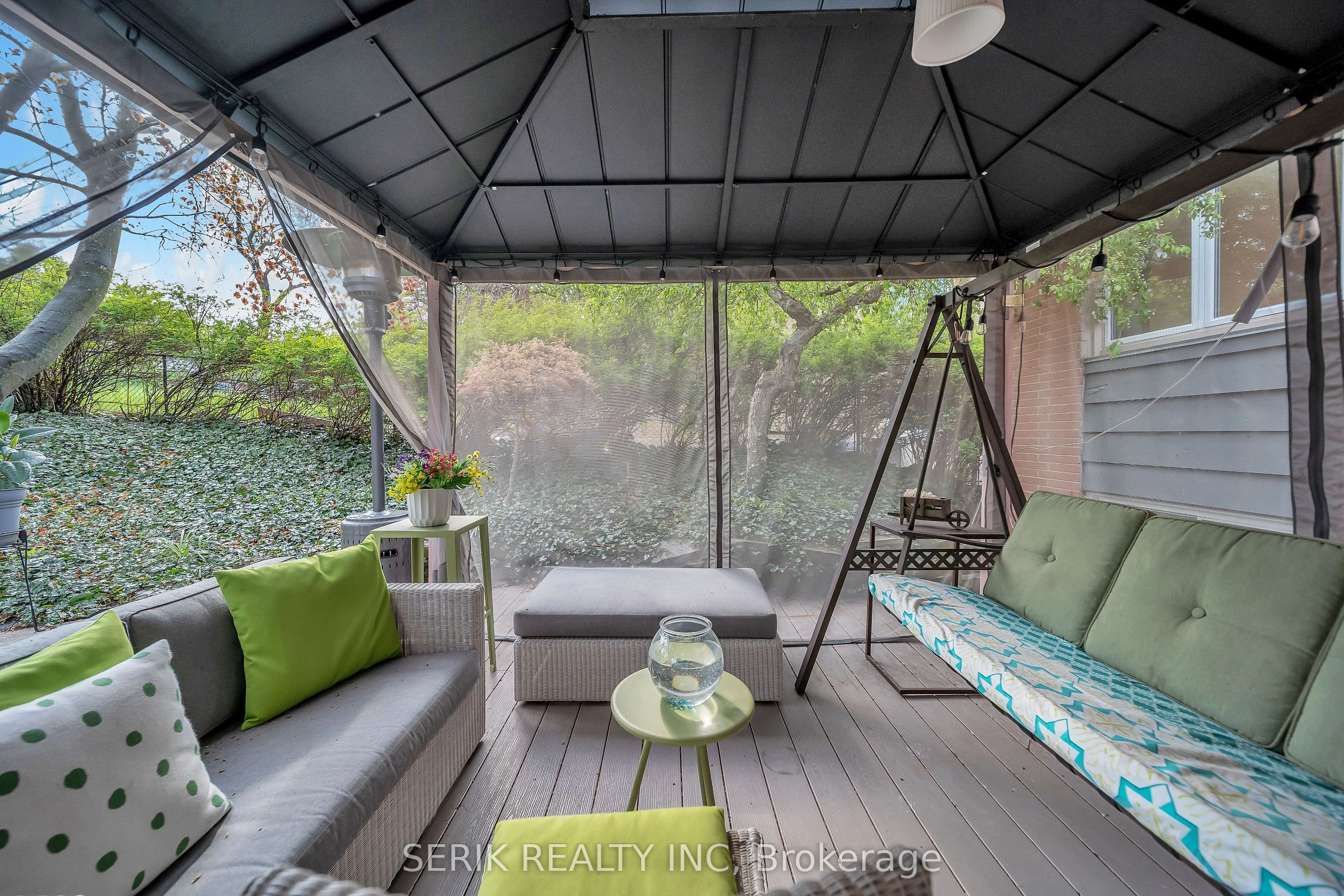 122 Vista Boulevard