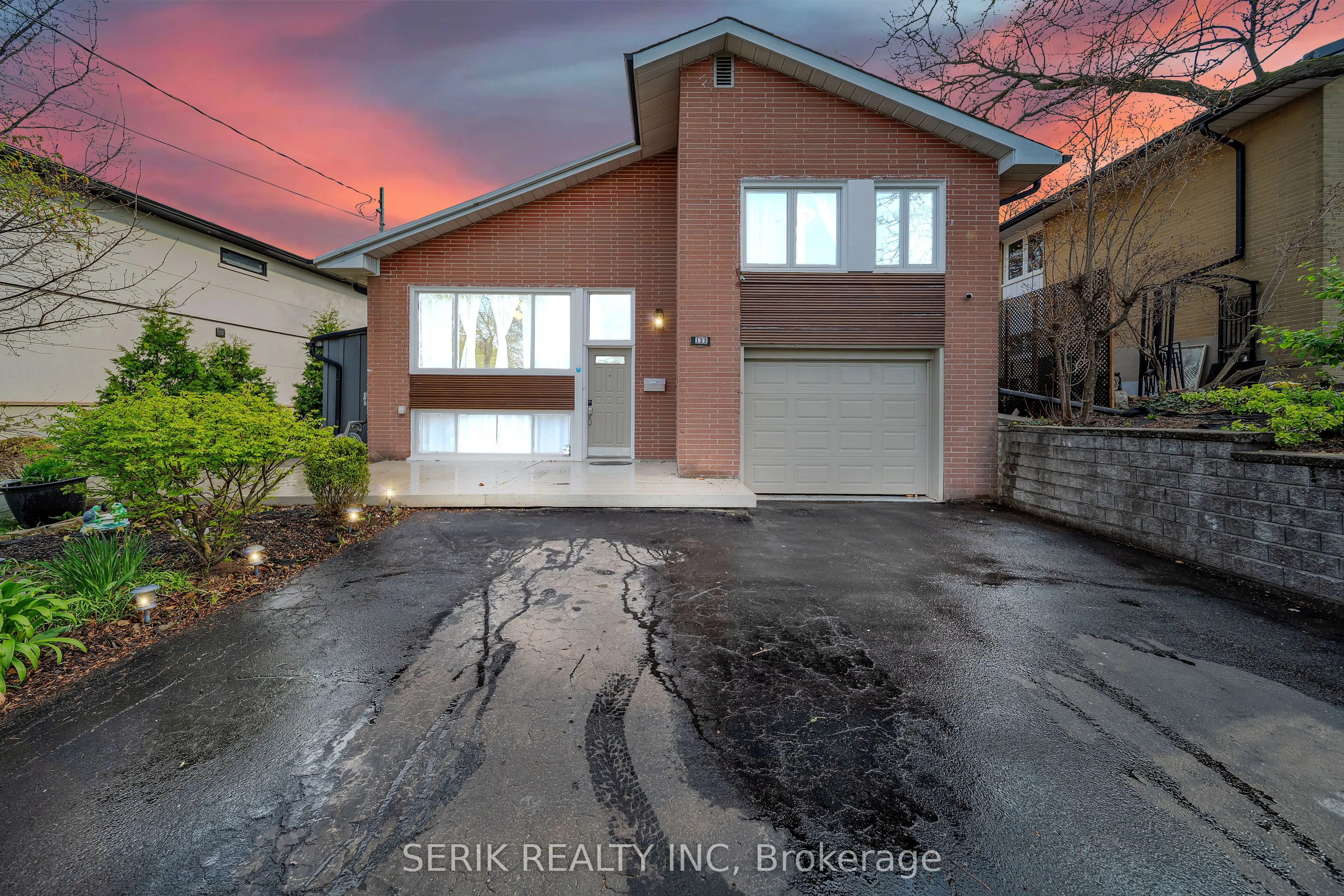 122 Vista Boulevard