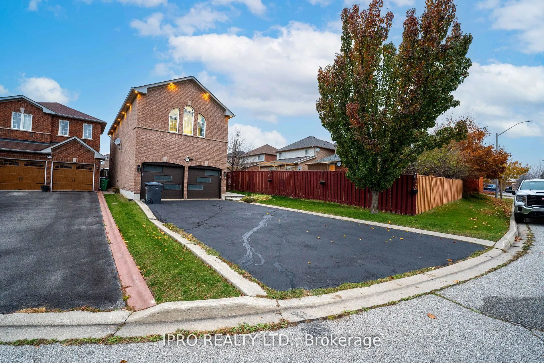 3191 Oakview Road