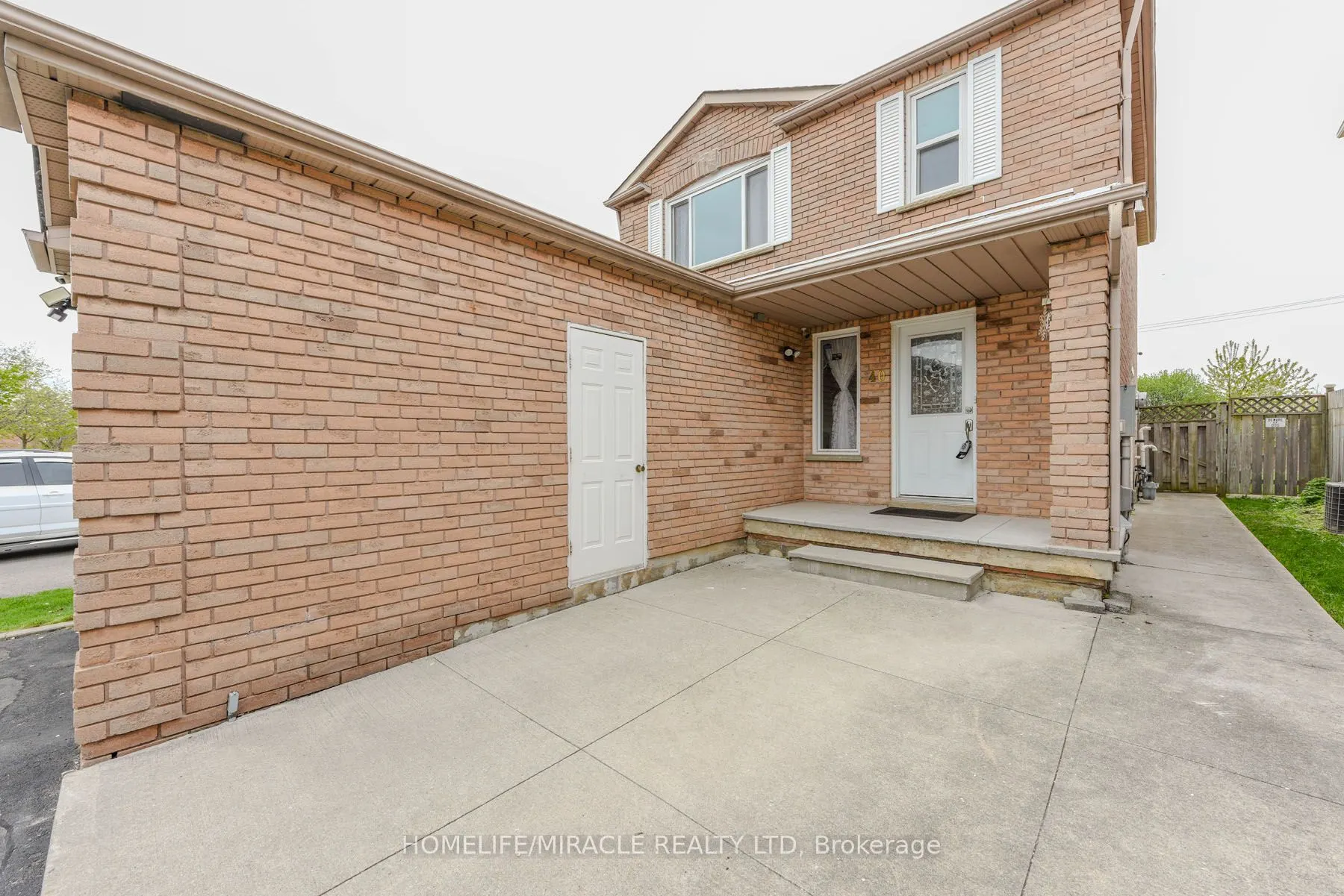 40 Calmist Crescent