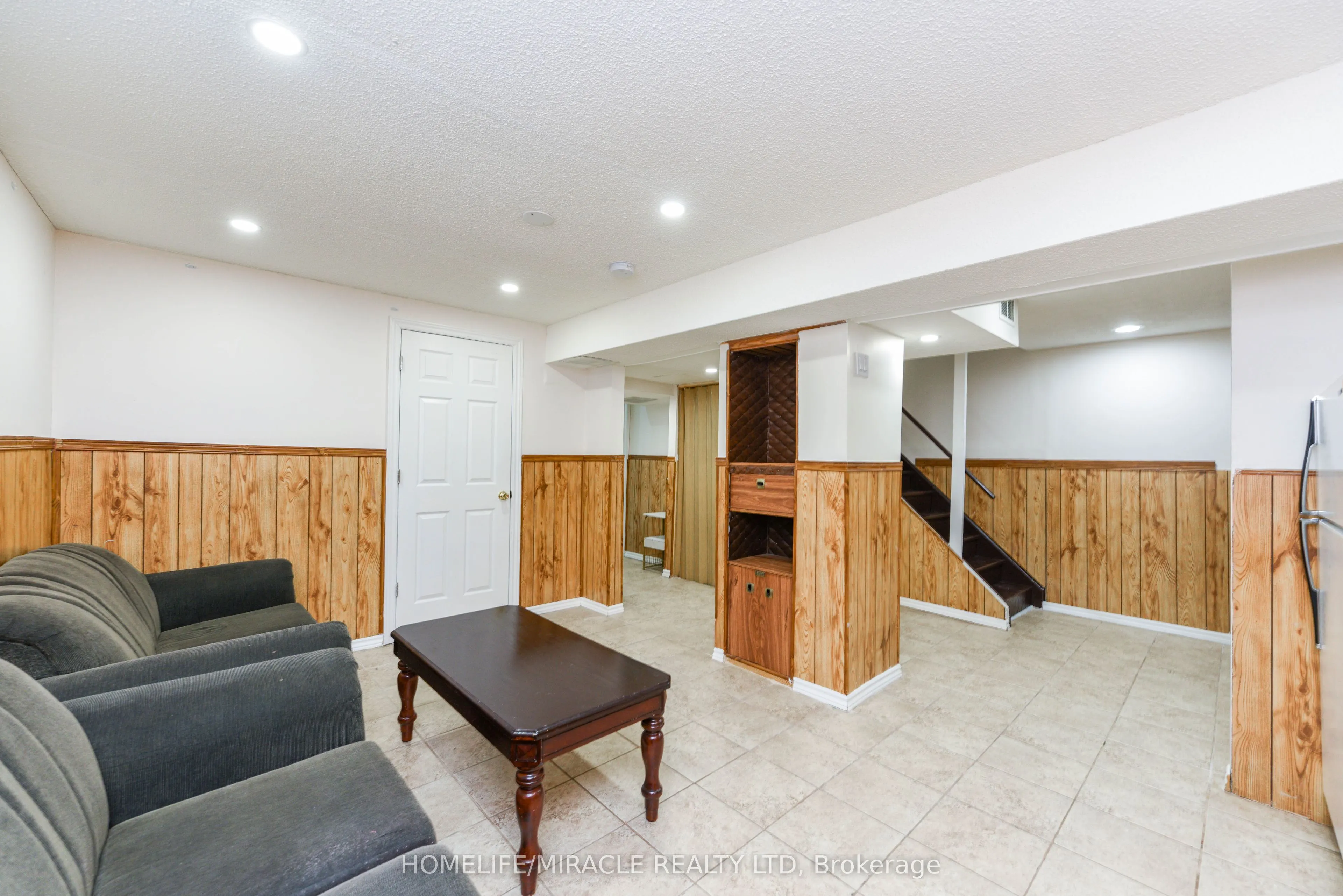 40 Calmist Crescent