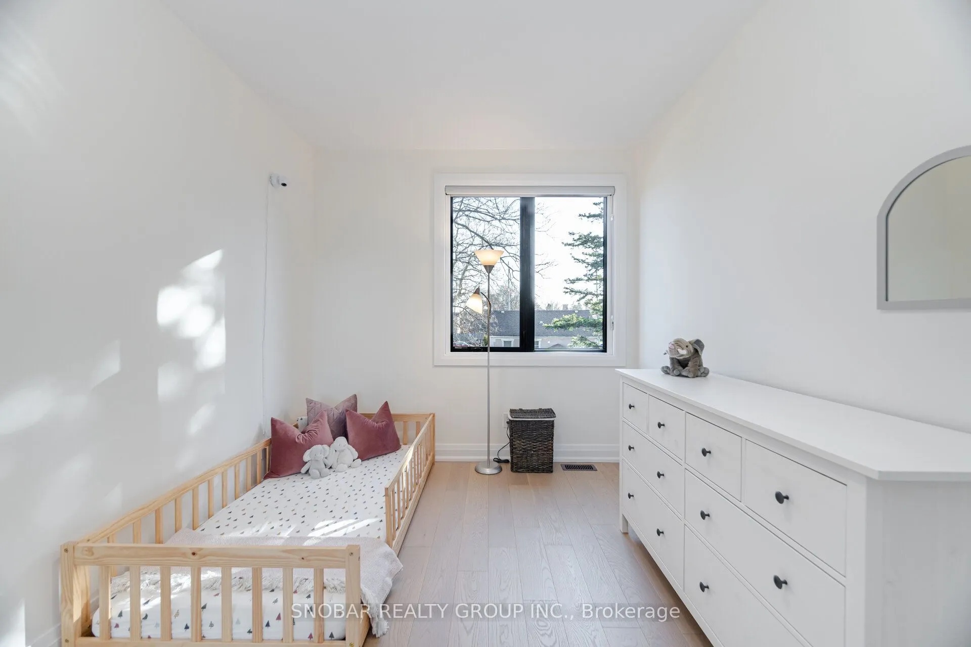 720 Hillman Crescent