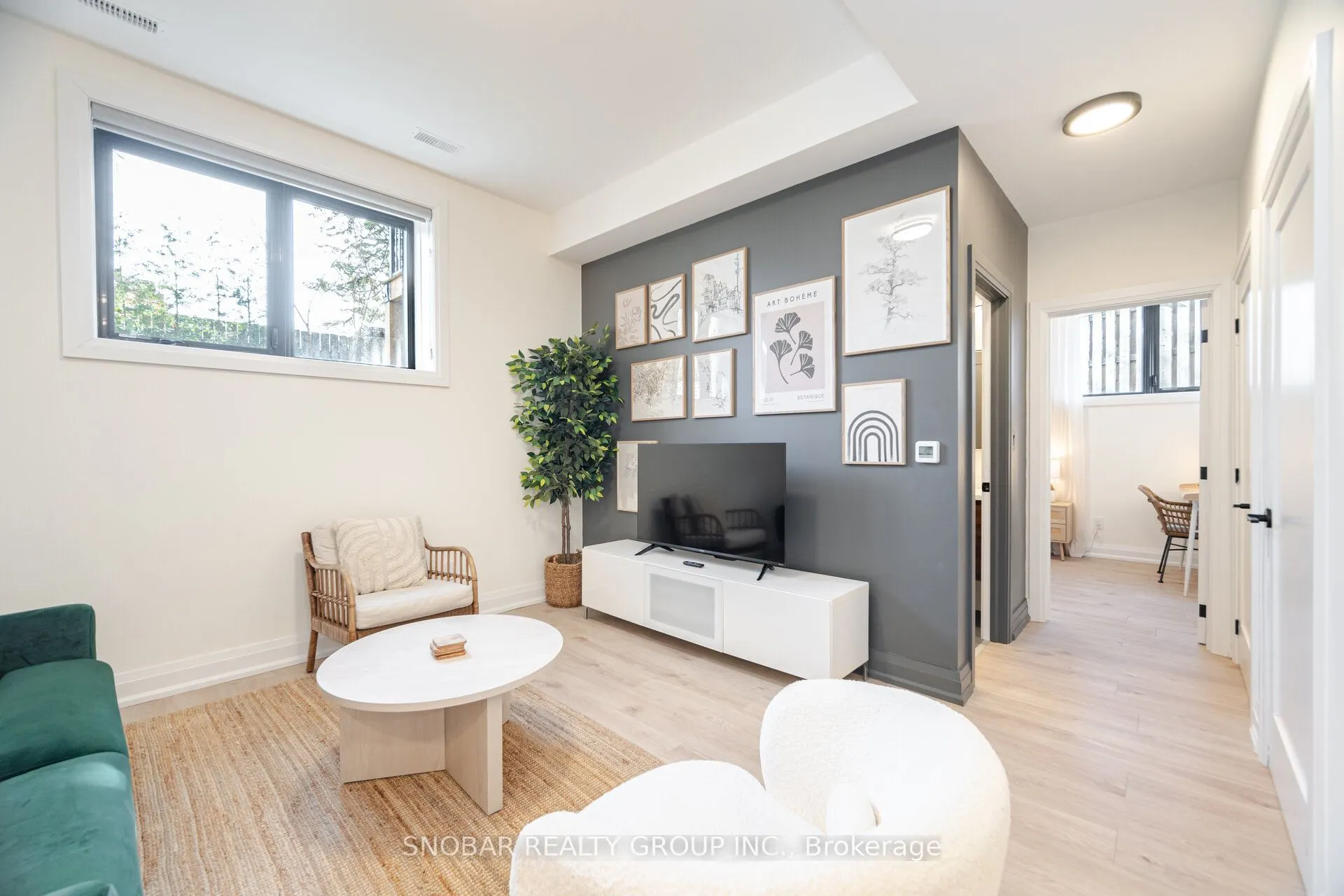 720 Hillman Crescent