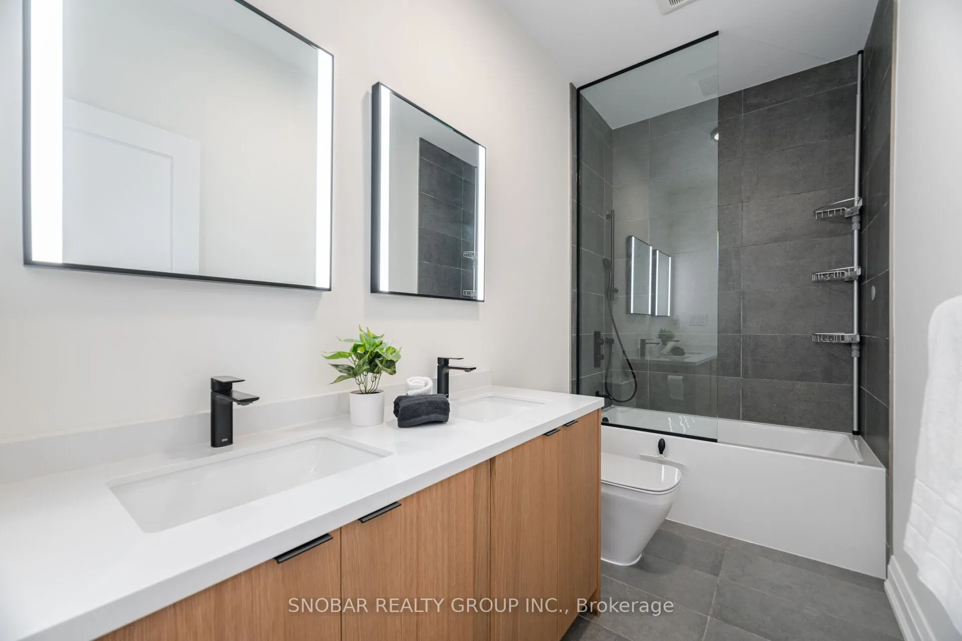 720 Hillman Crescent