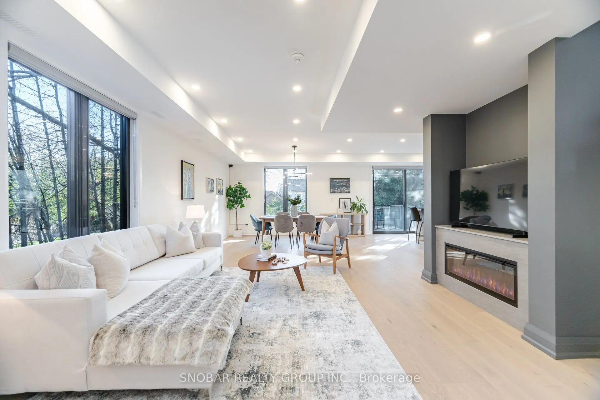 720 Hillman Crescent