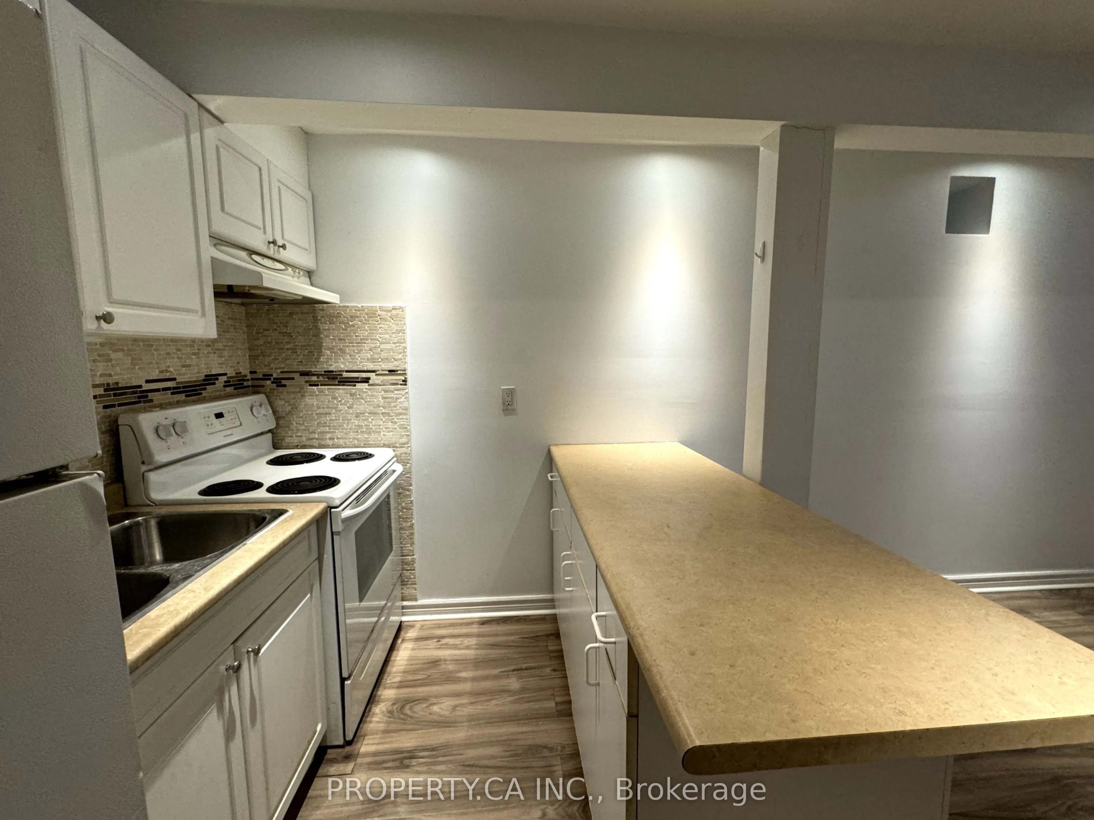 270 Christie Street ##Lower