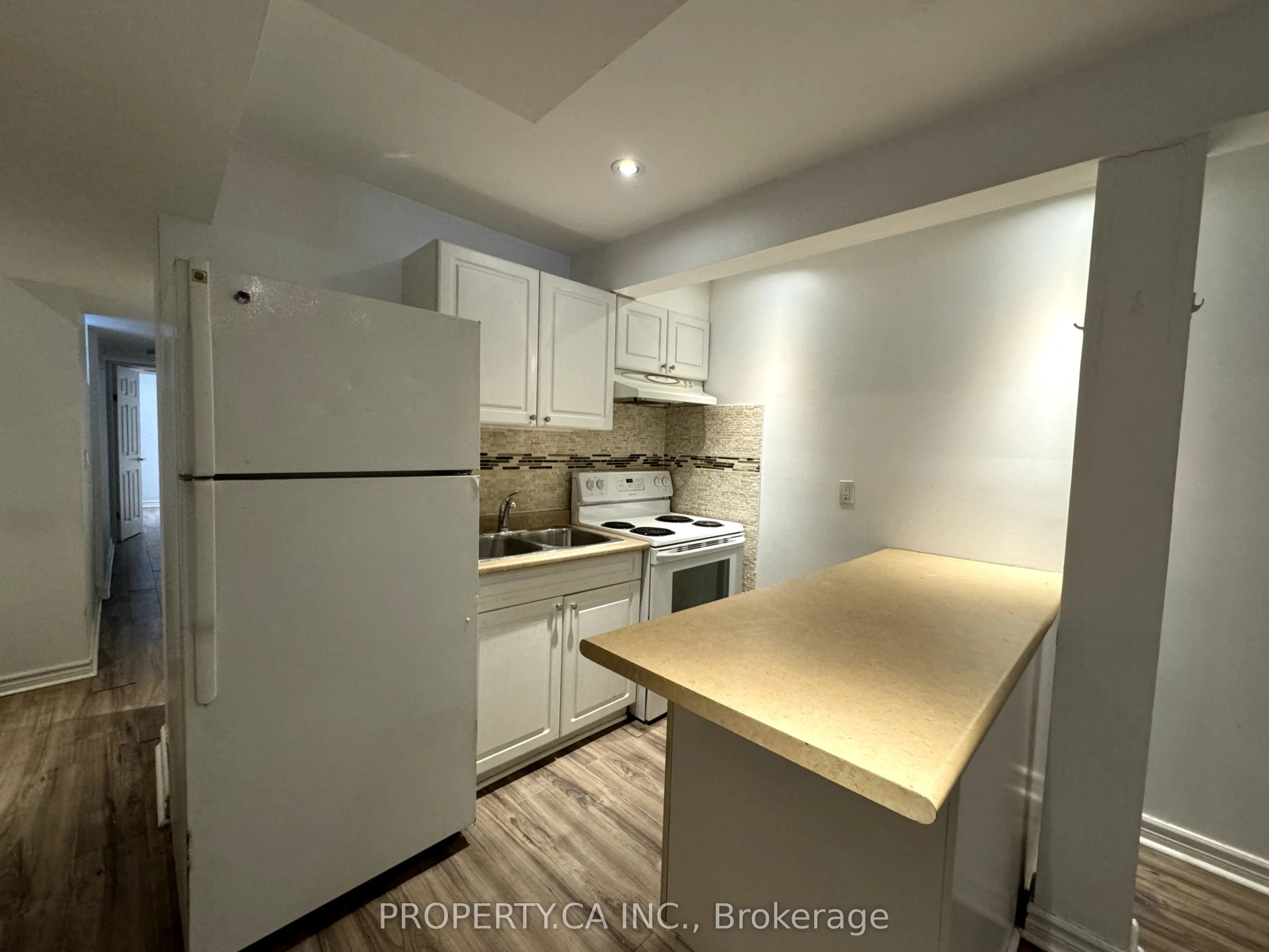 270 Christie Street ##Lower