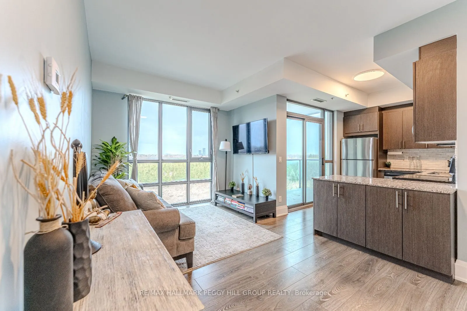 45 Yorkland Boulevard, #206