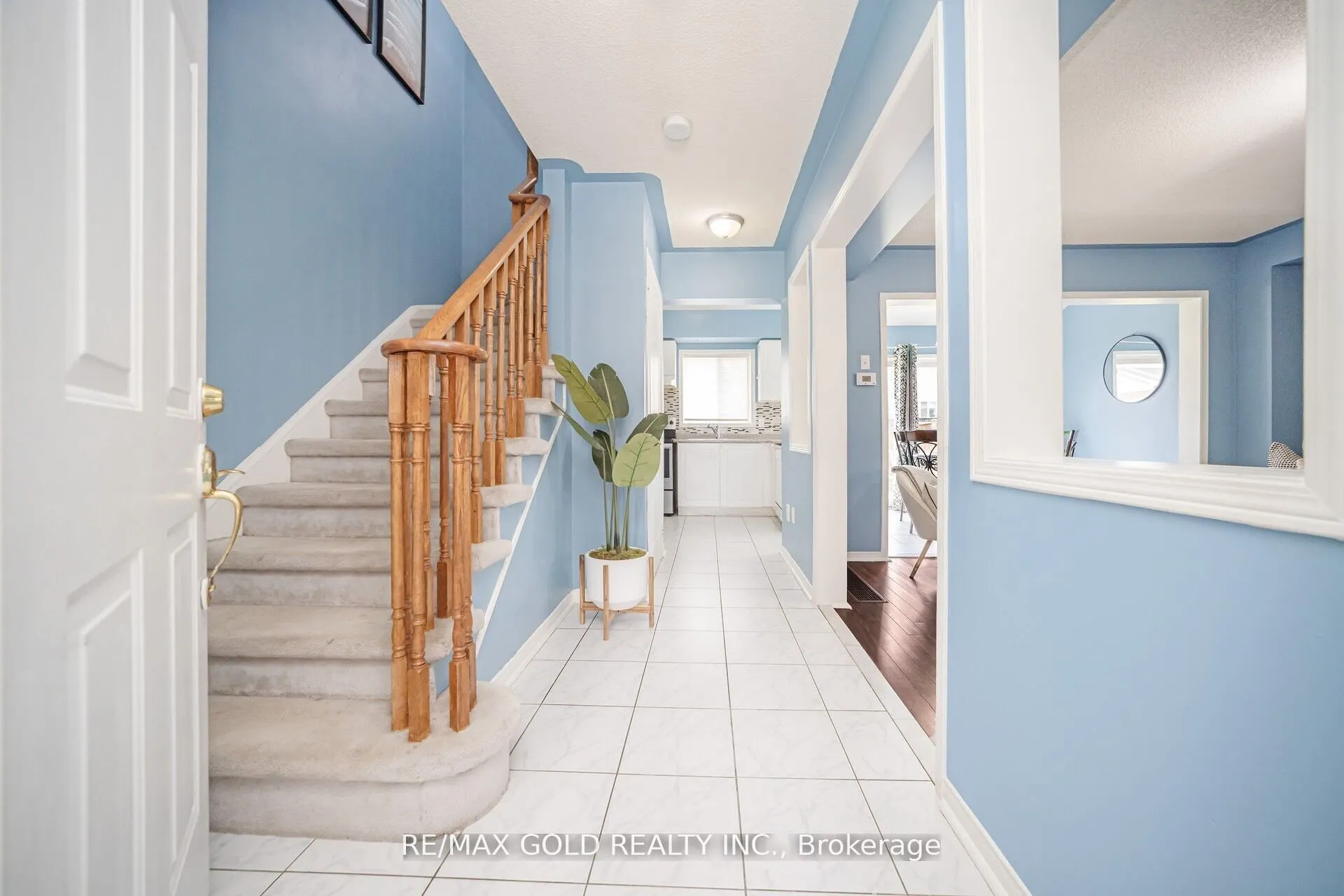 108 Black Forest Drive N