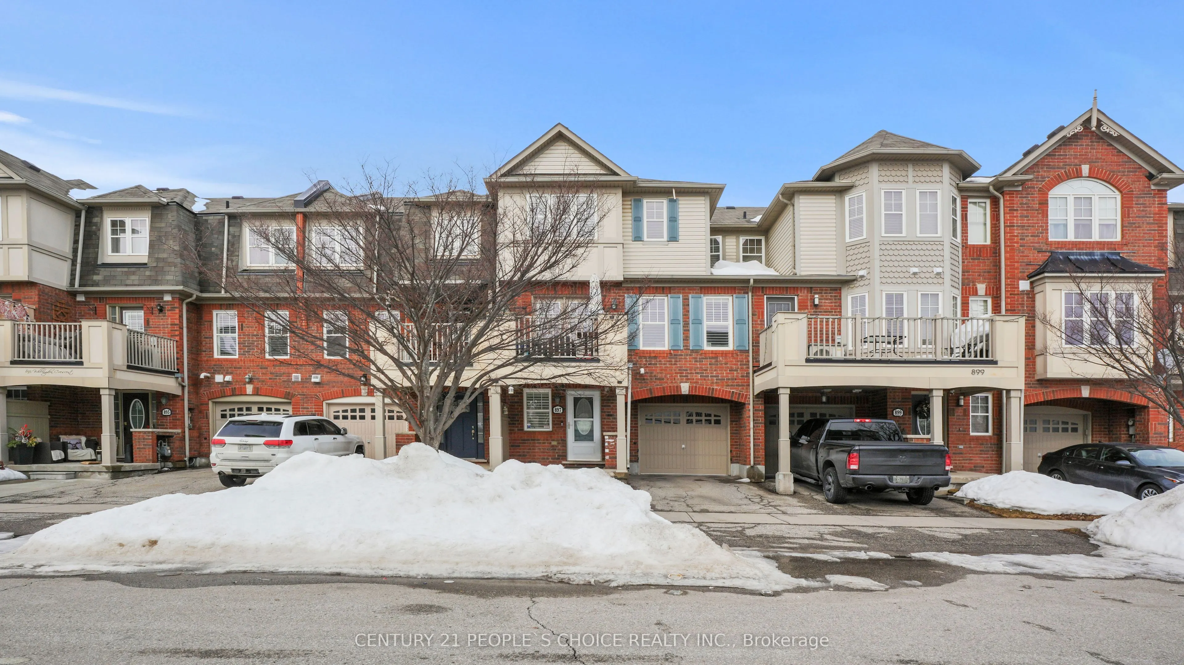 897 Willingdon Crescent