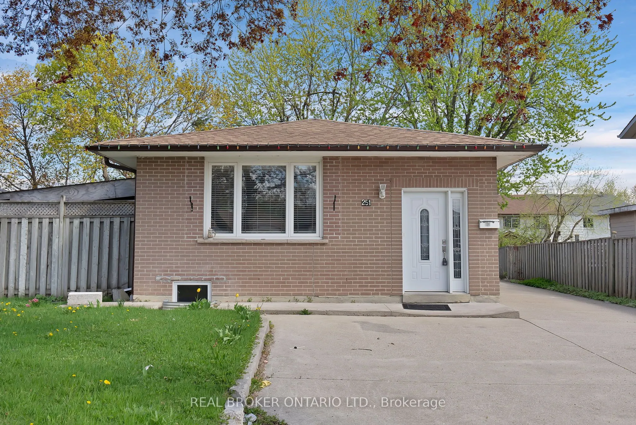 251 Vodden Street E, #Main Fl