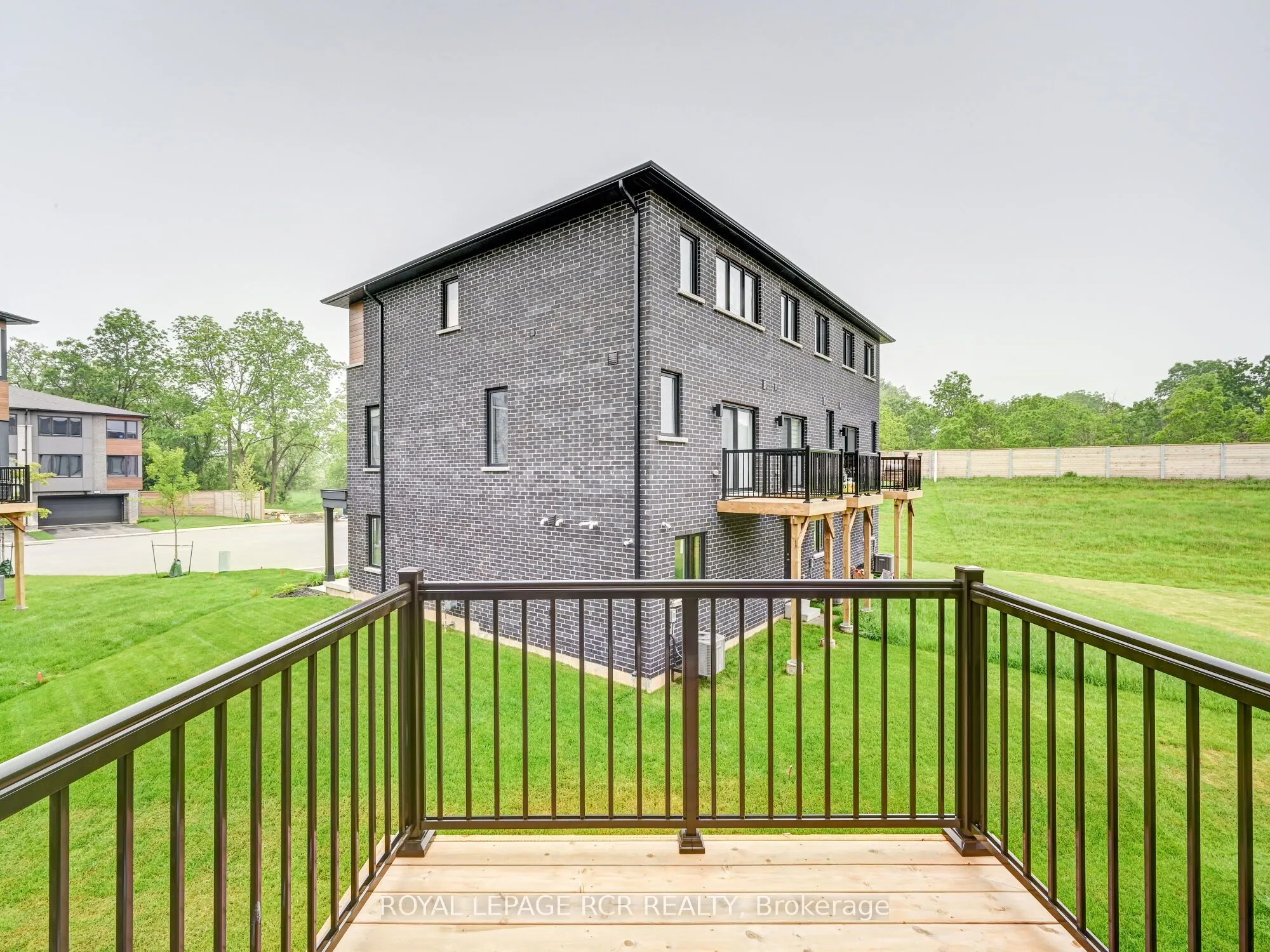 84 Wind Tree Way