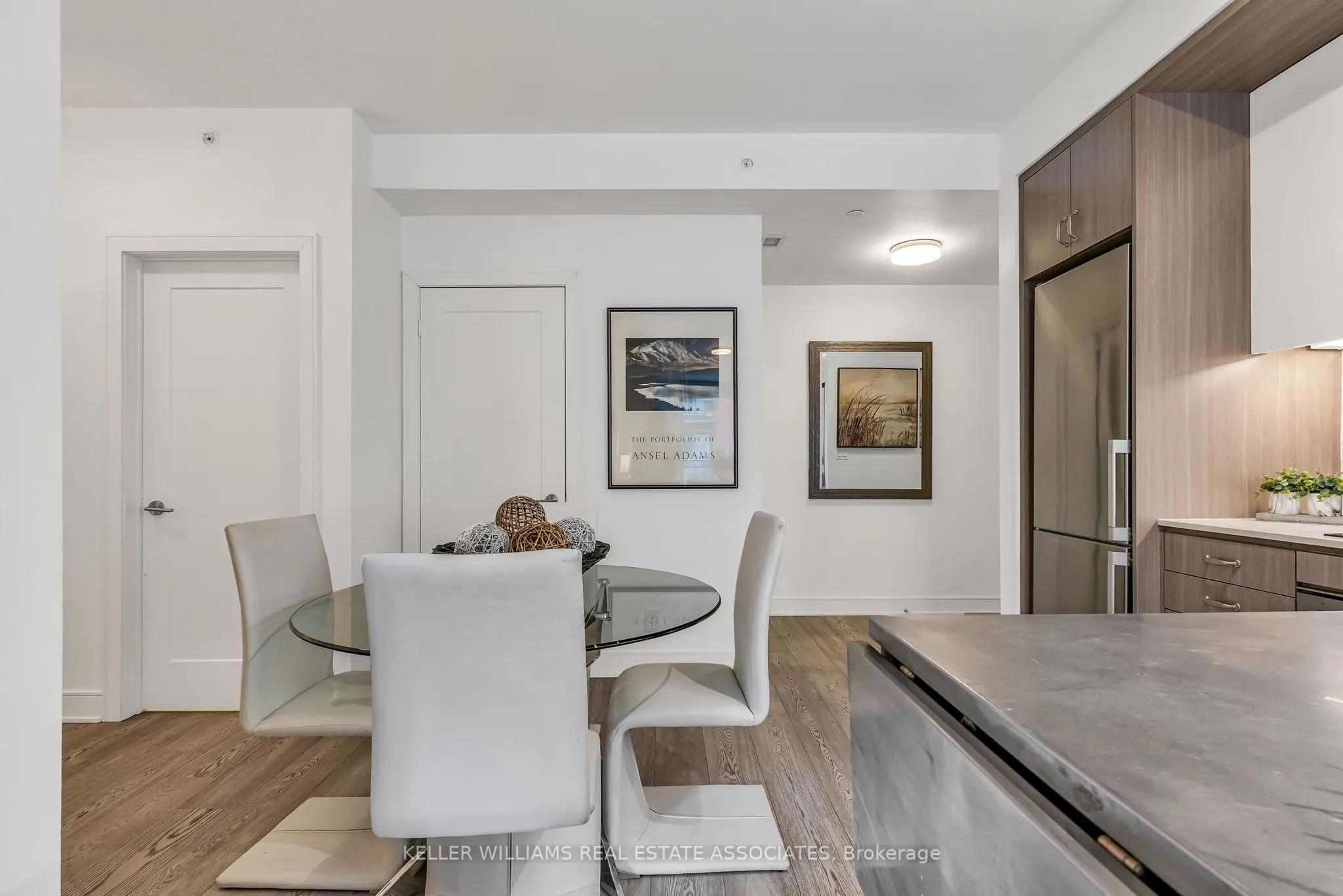 1575 Lakeshore Road W, #231