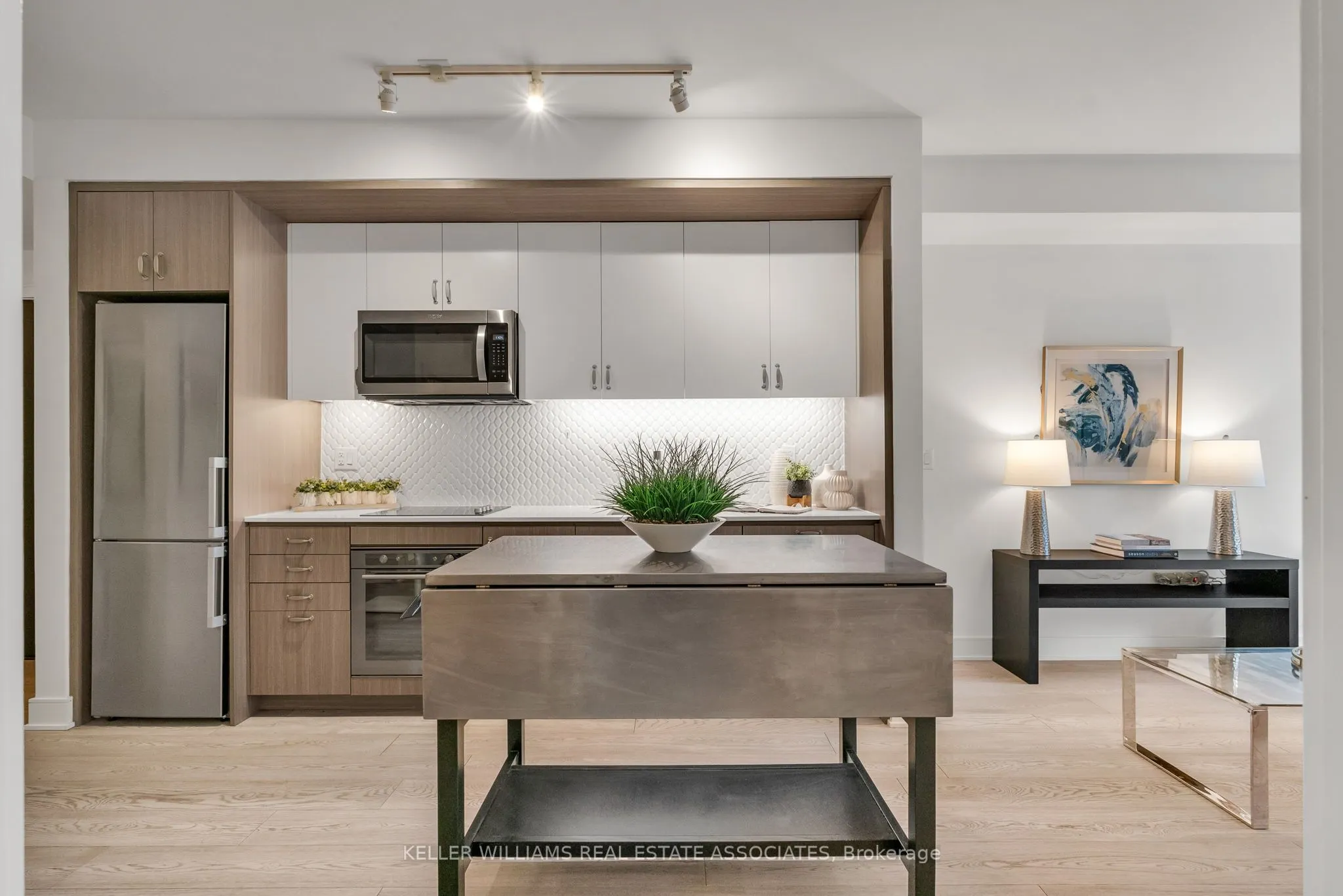 1575 Lakeshore Road W, #231