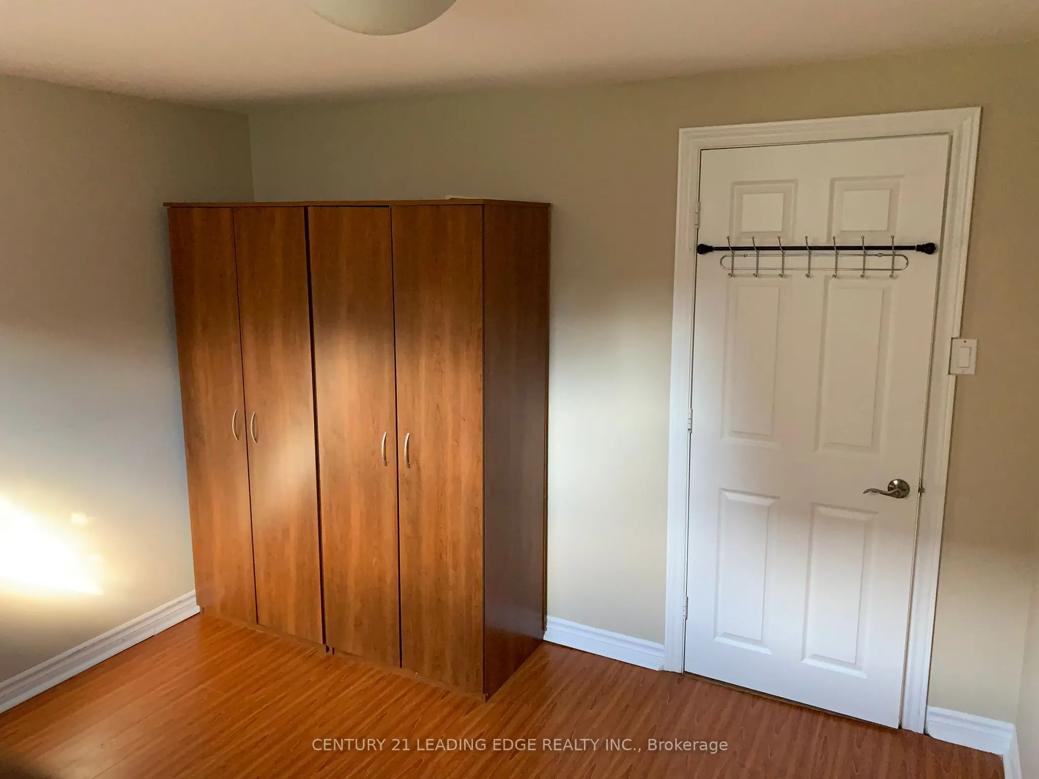 621 - Lower Level Tedwyn Drive