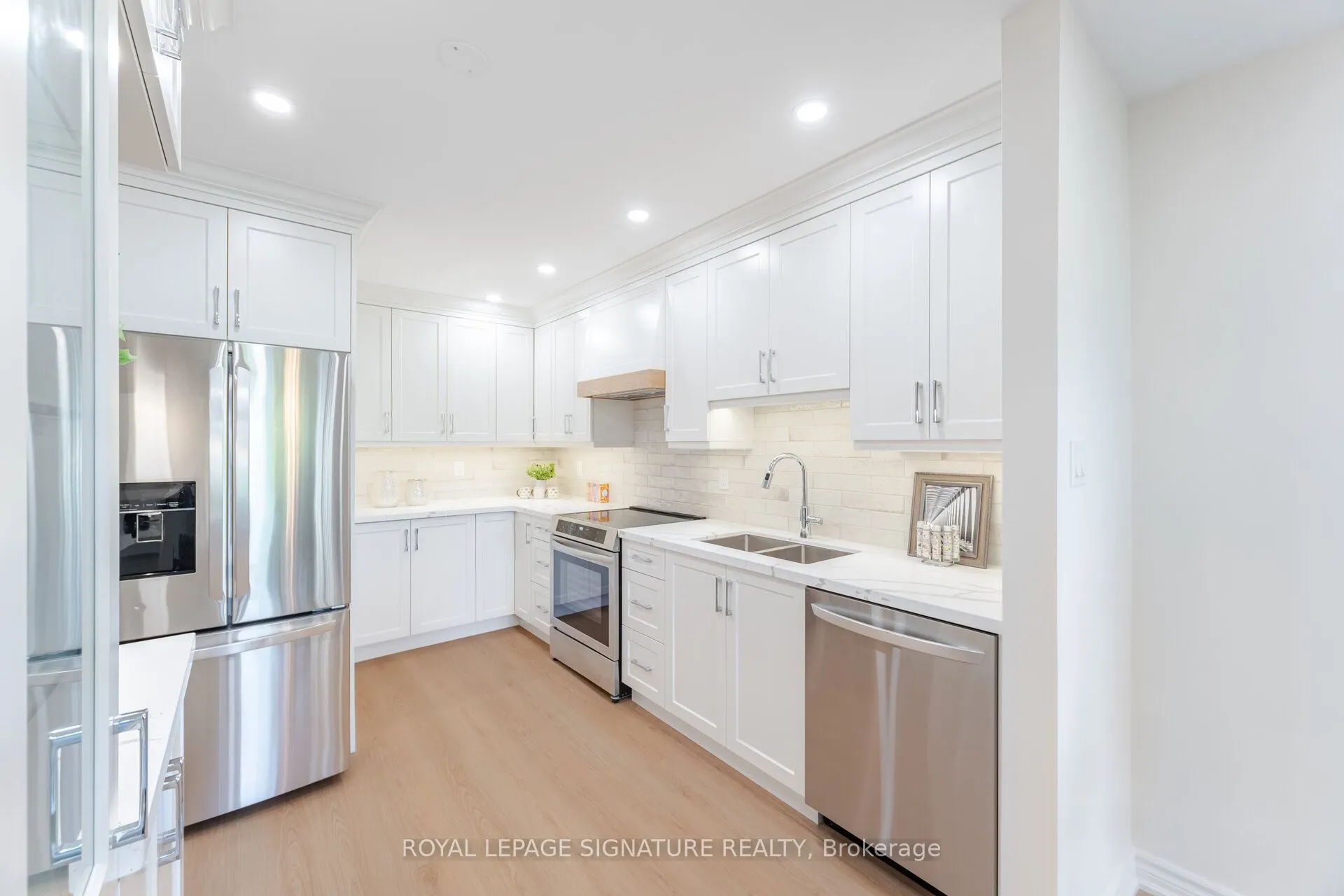 2701 Aquitaine Avenue, #75