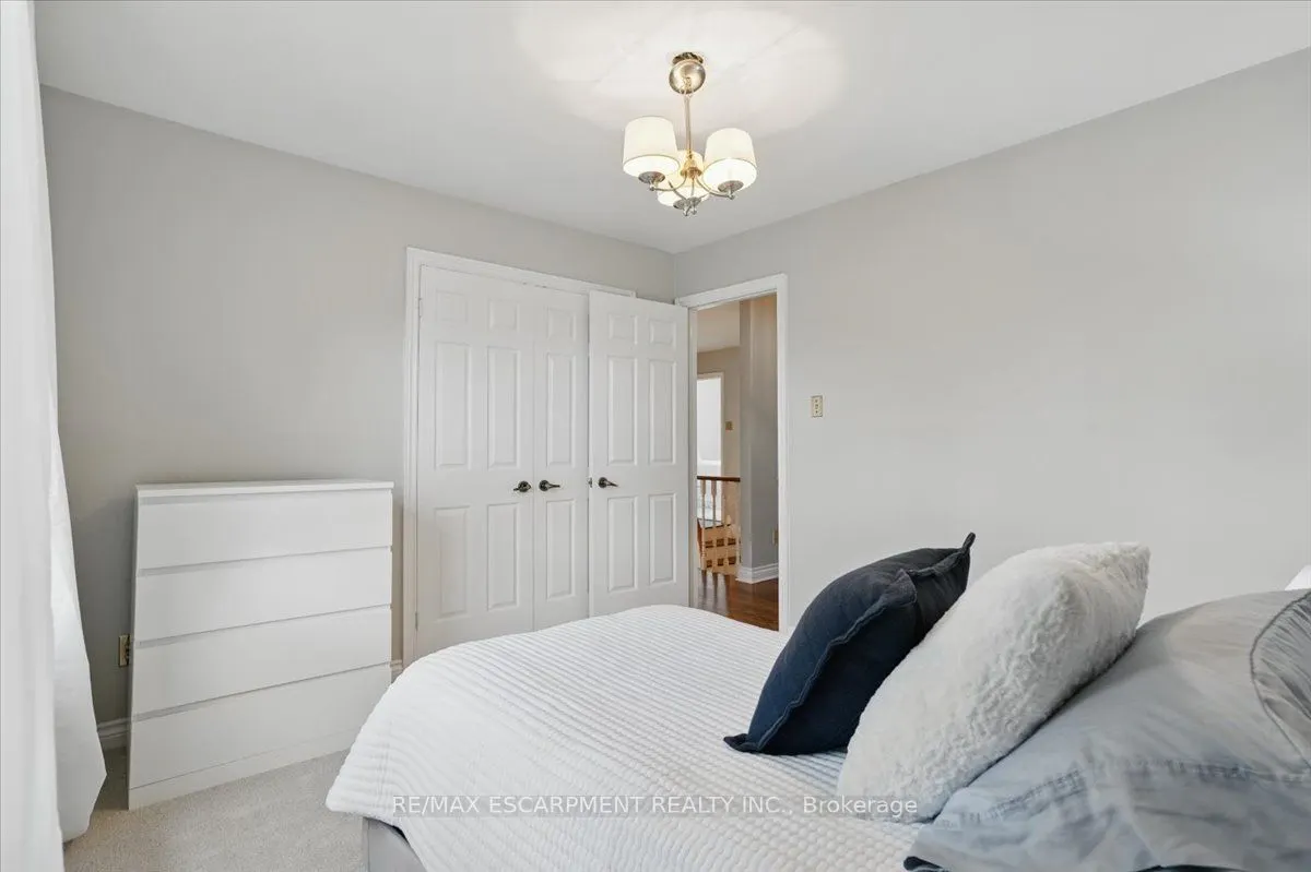 2149 Kawartha Crescent