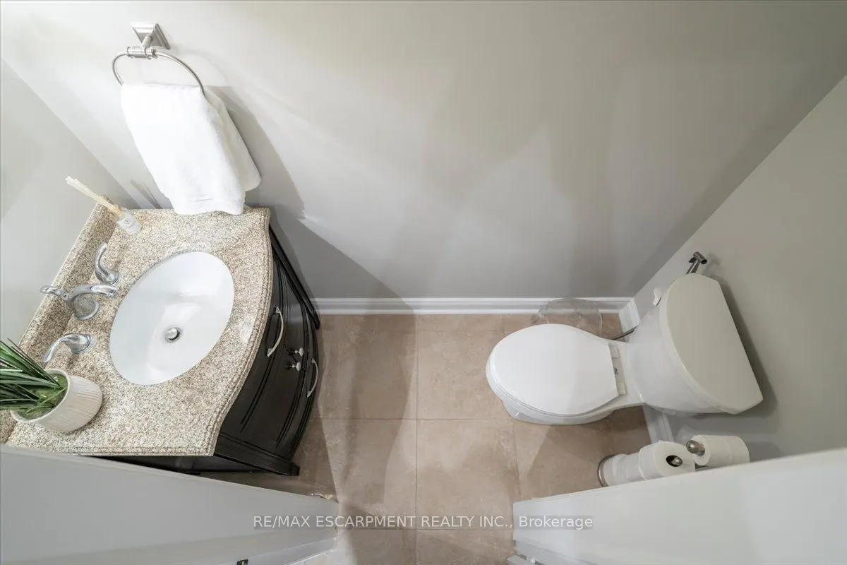 2149 Kawartha Crescent