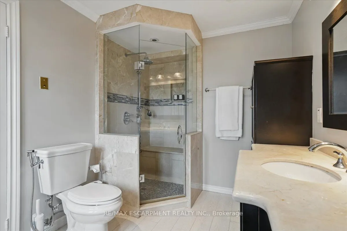 2149 Kawartha Crescent