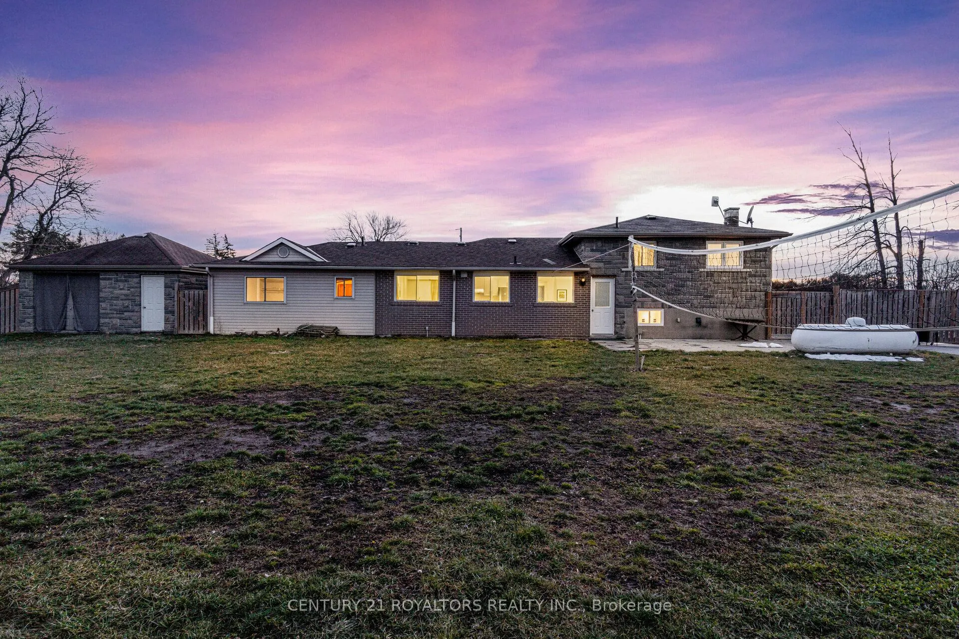 12821 Heritage Road