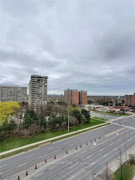 3504 Hurontario Street, #1001