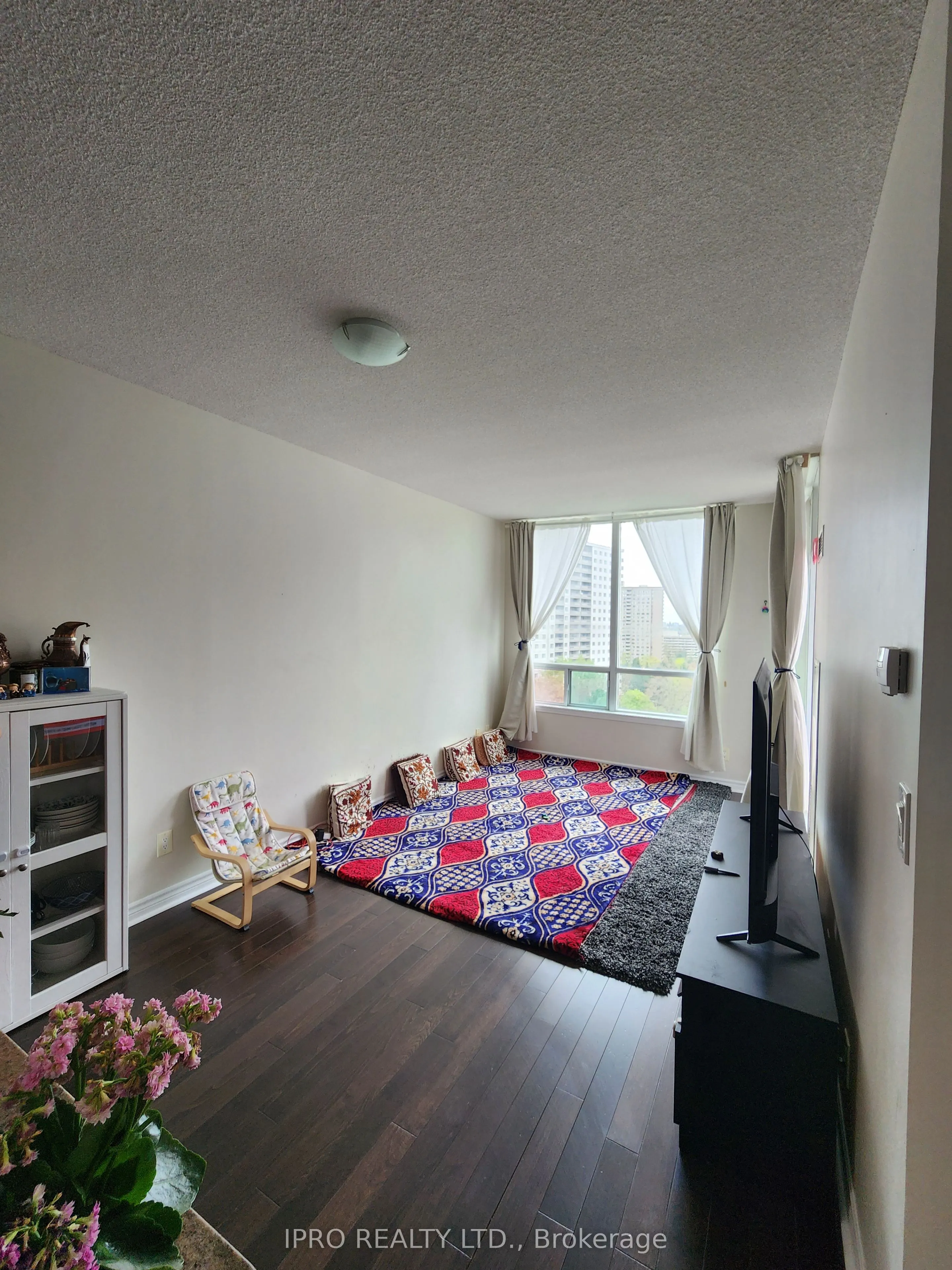 3504 Hurontario Street, #1001