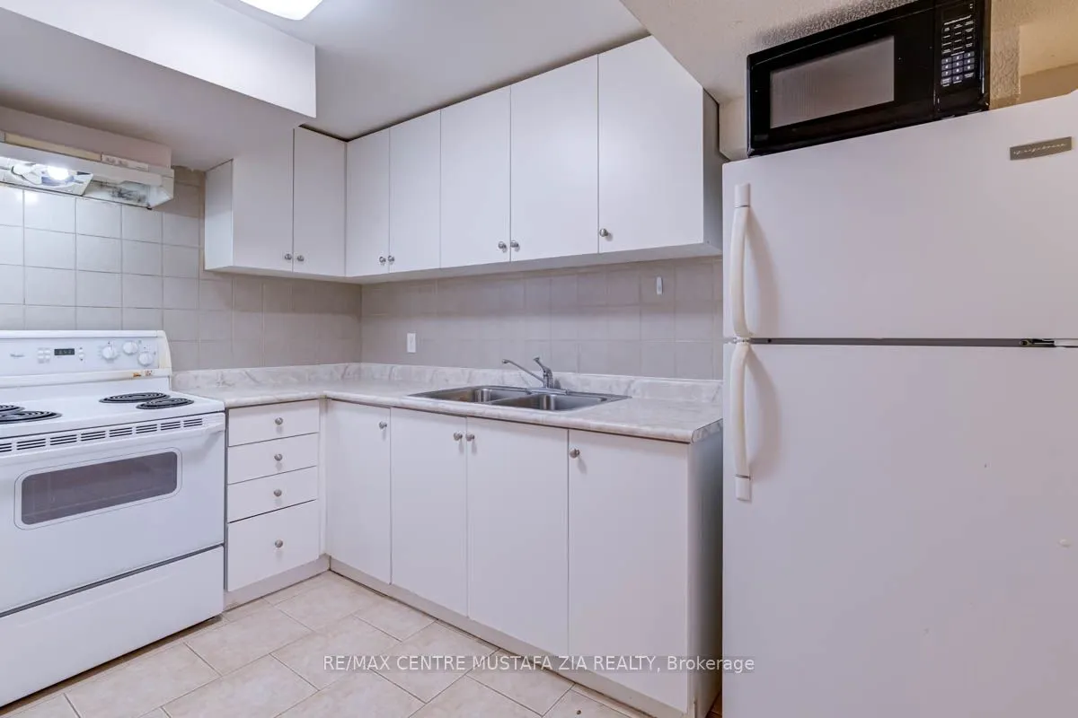 7488 Russian Olive Close