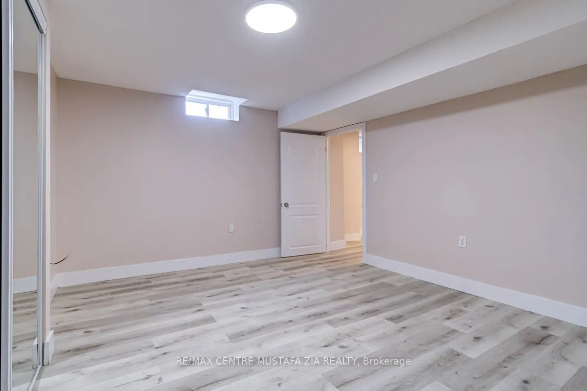 7488 Russian Olive Close