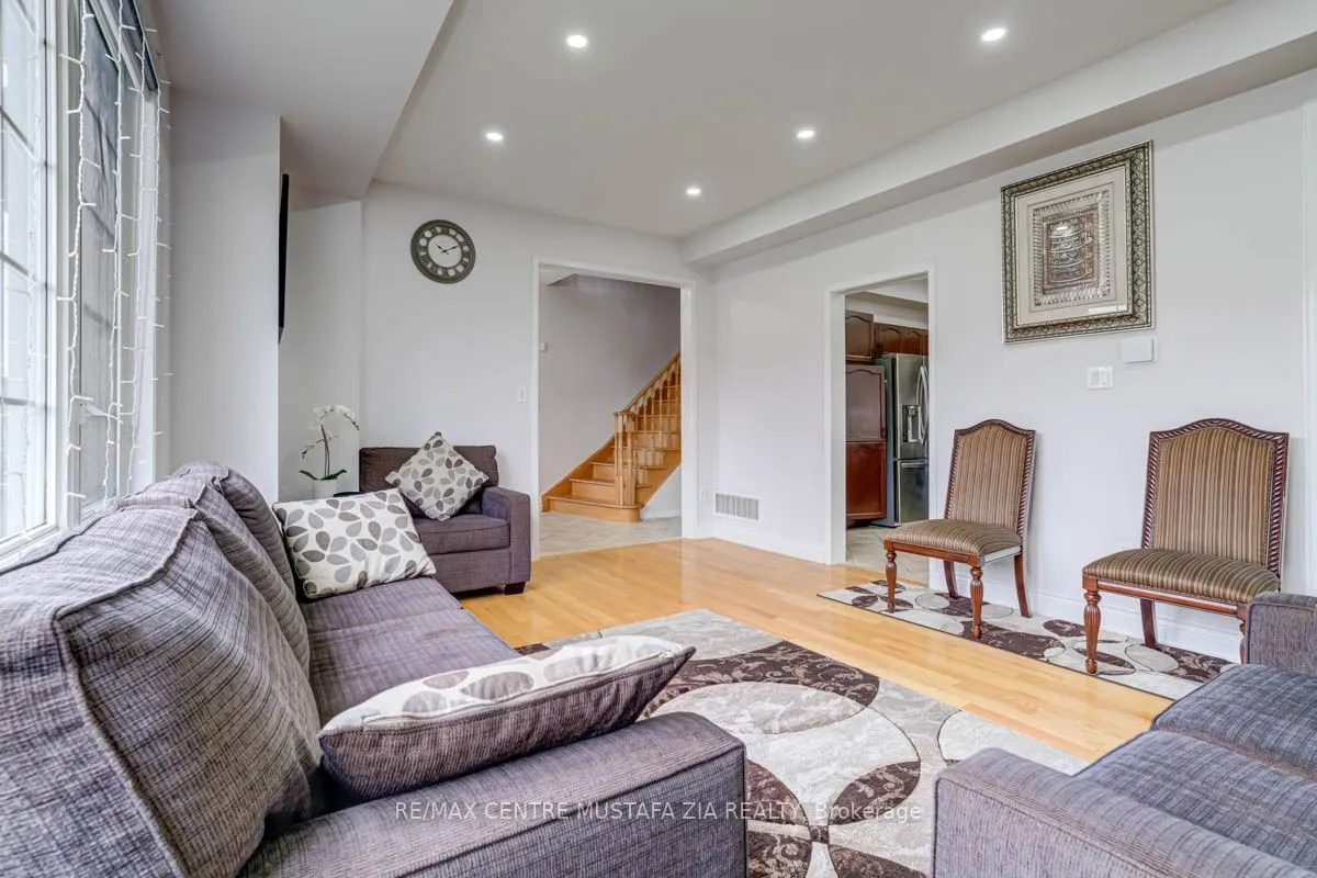 7488 Russian Olive Close