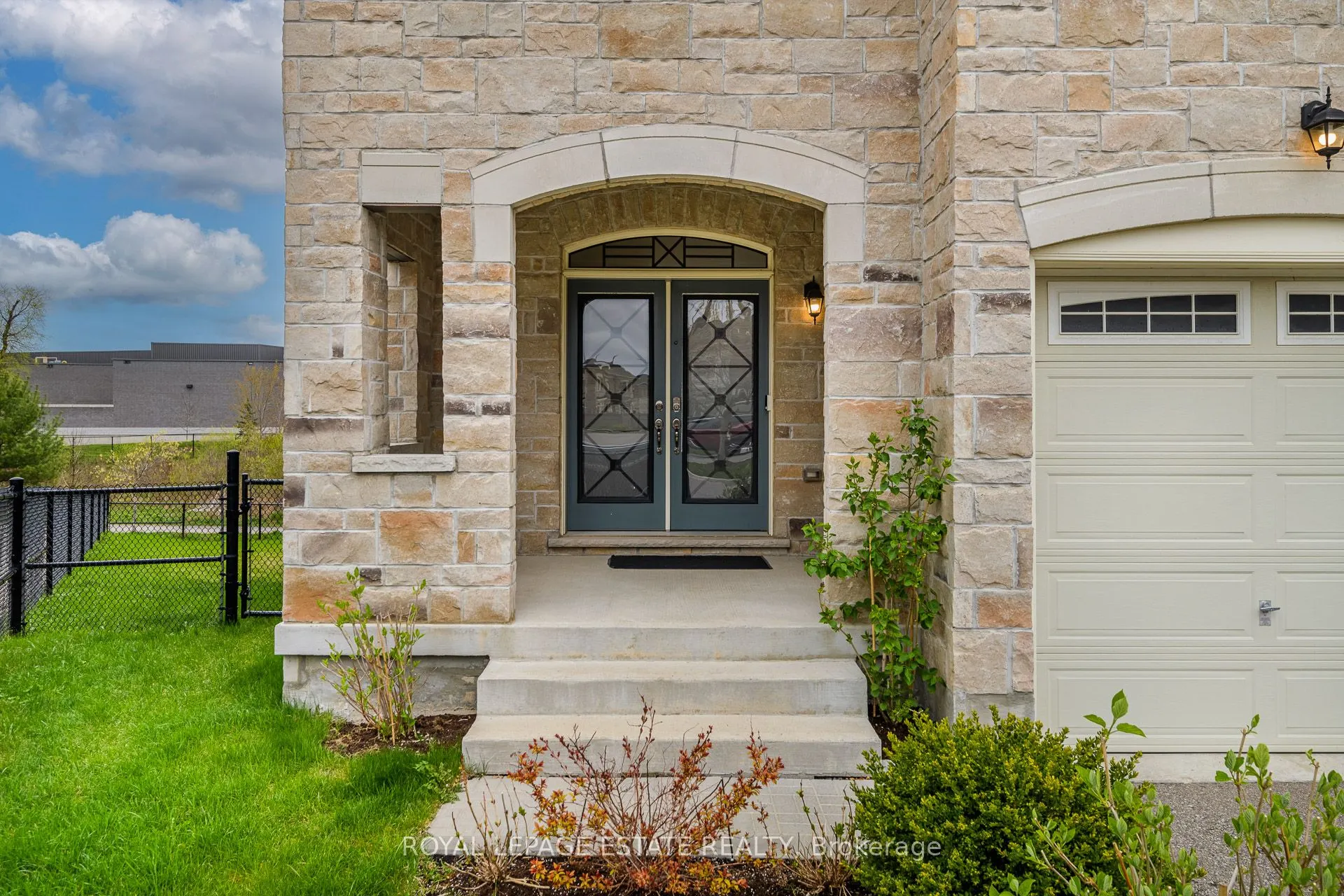 29 Provost Trail