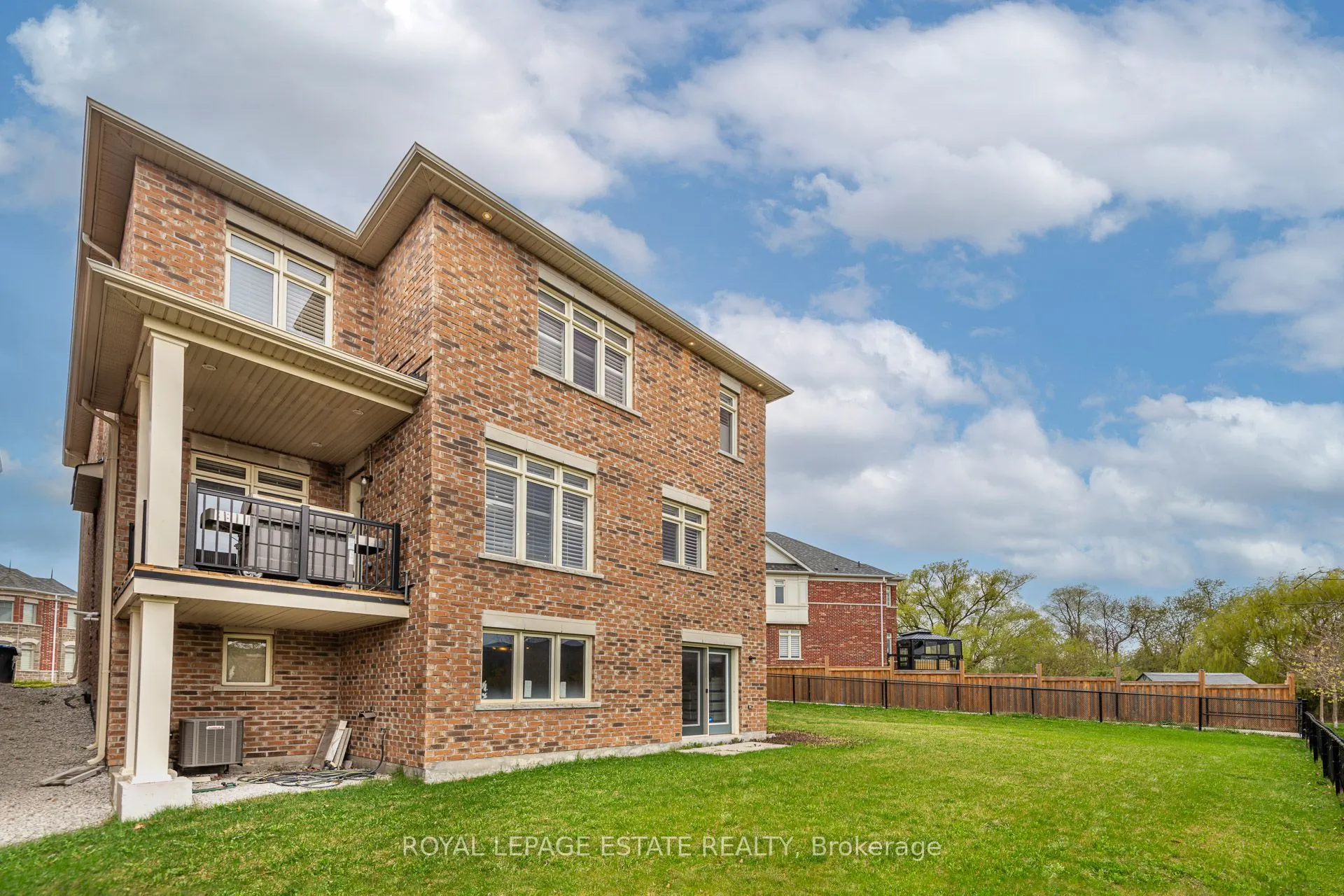 29 Provost Trail
