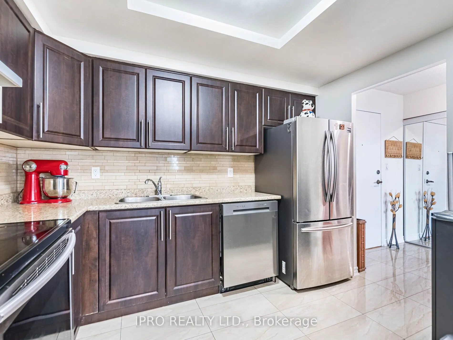 135 Hillcrest Avenue, #709
