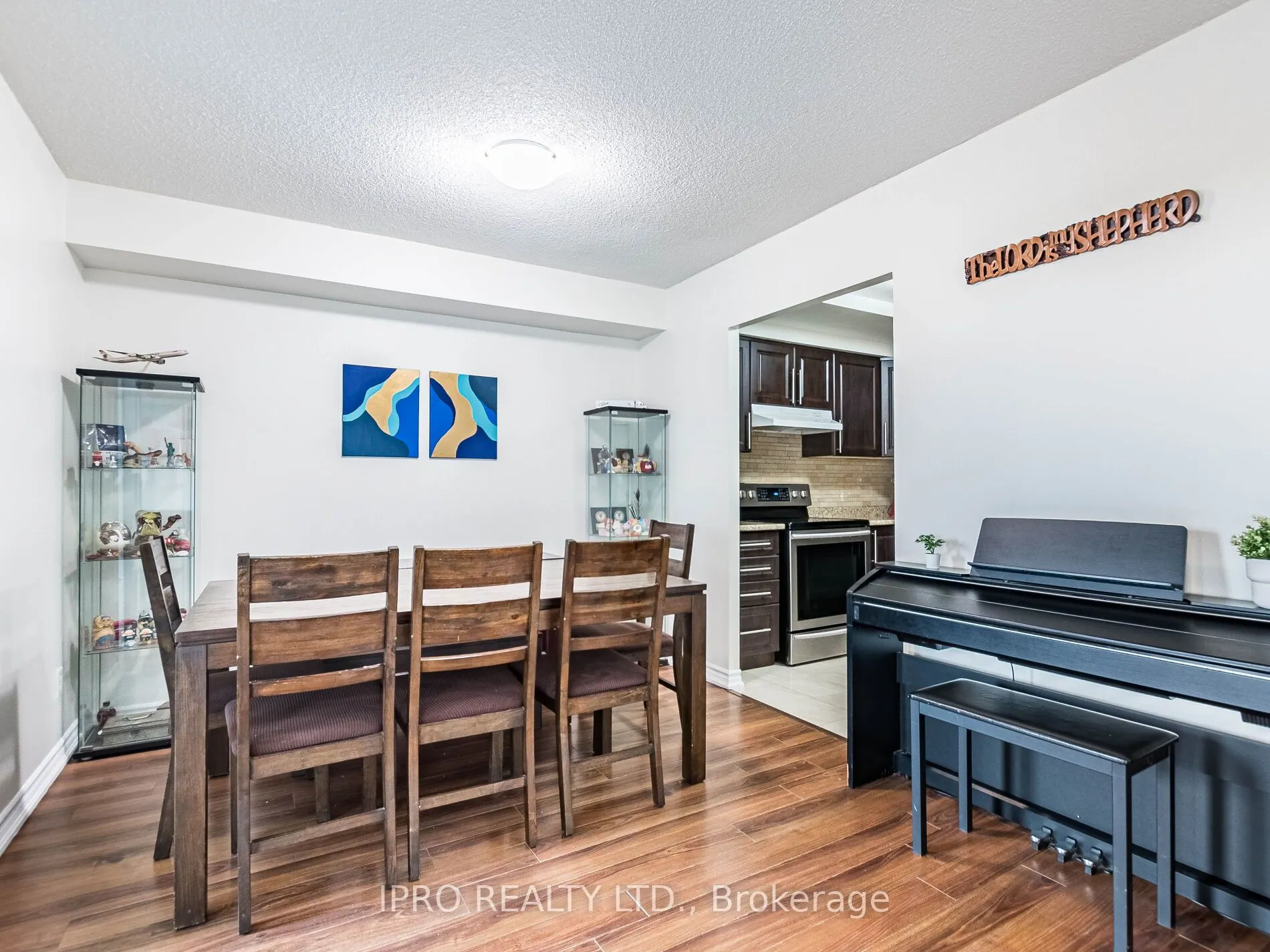 135 Hillcrest Avenue, #709