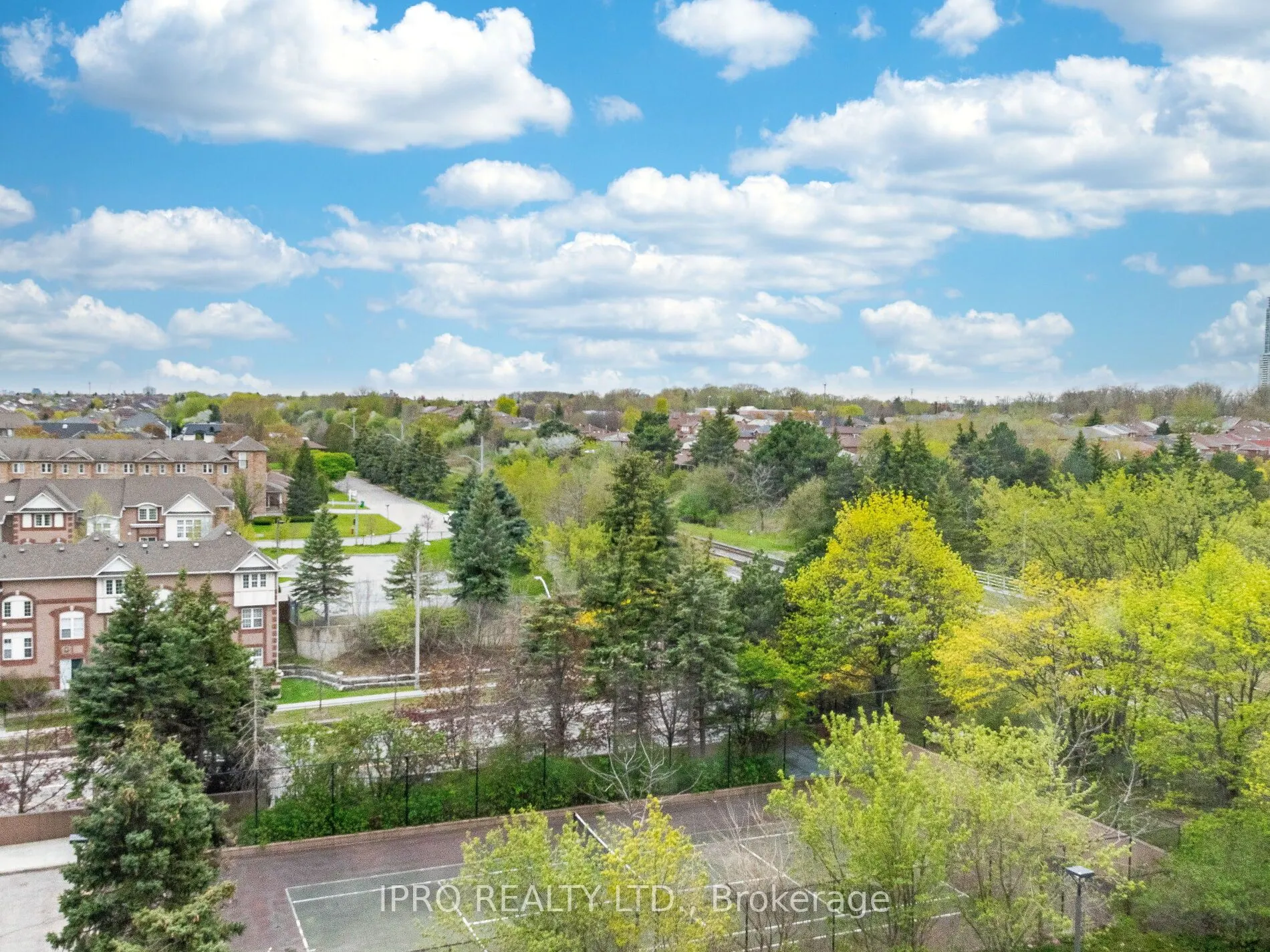 135 Hillcrest Avenue, #709