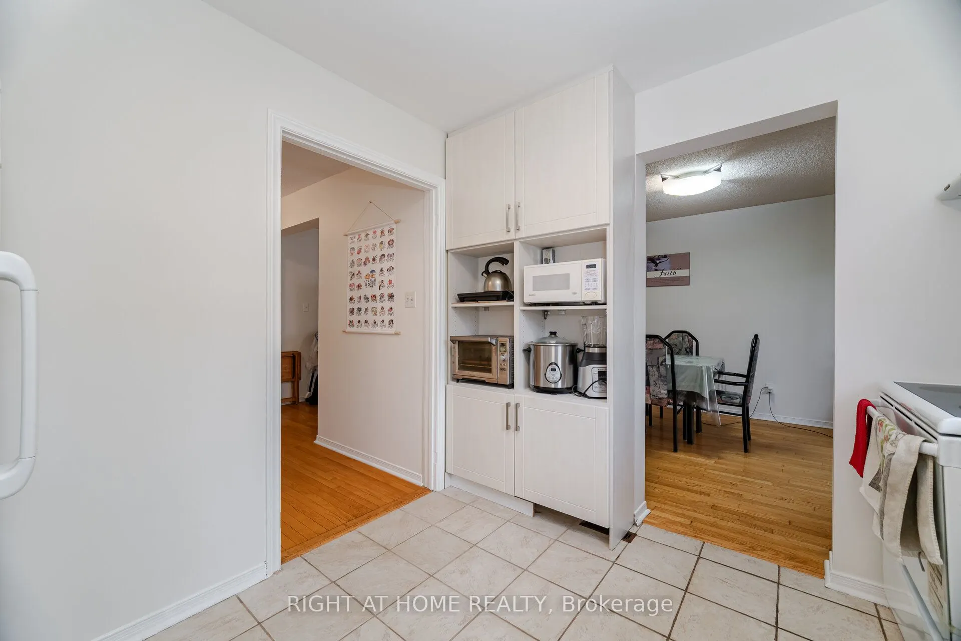 5253 Palomar Crescent