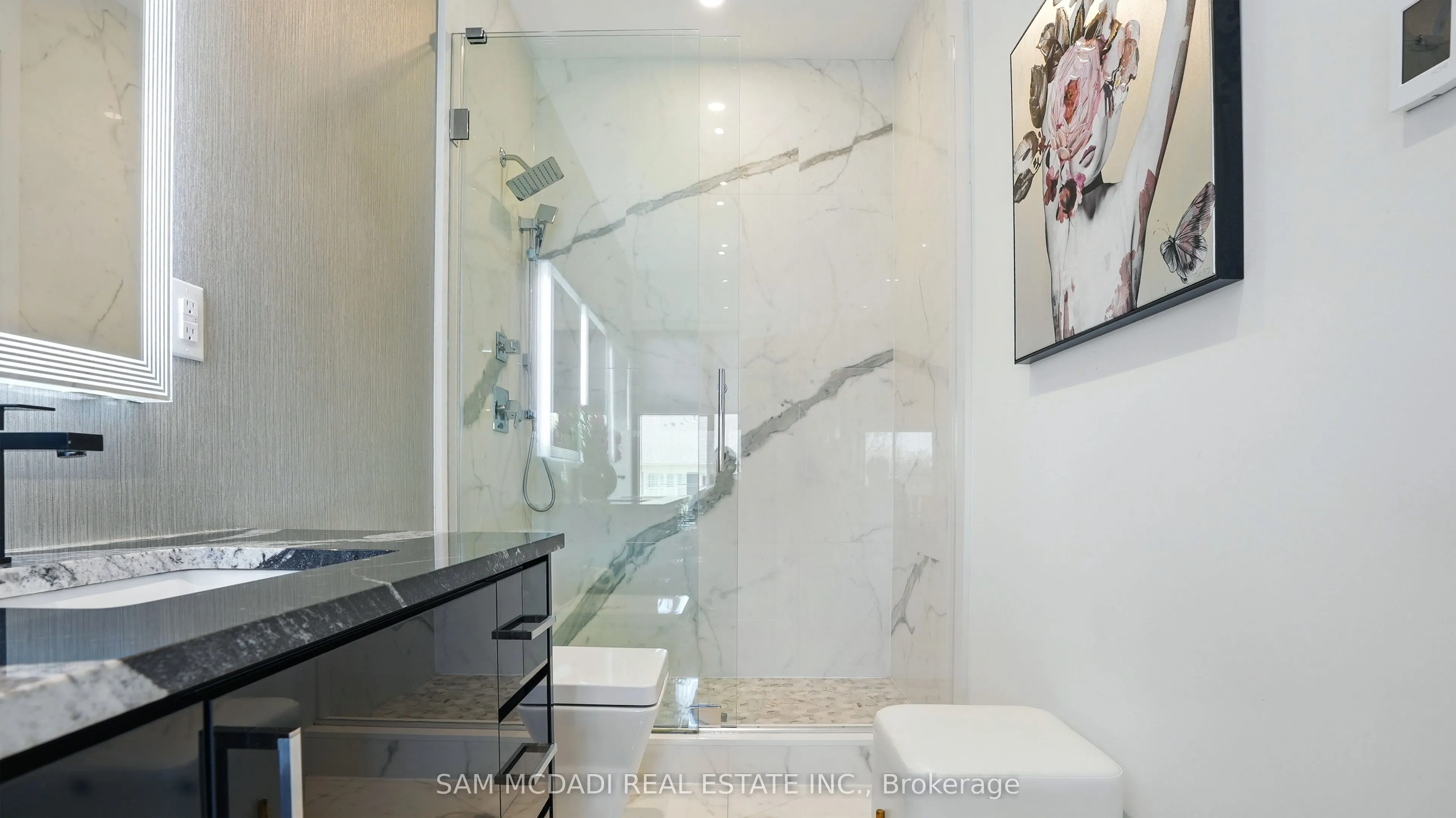 7B Iroquois Avenue