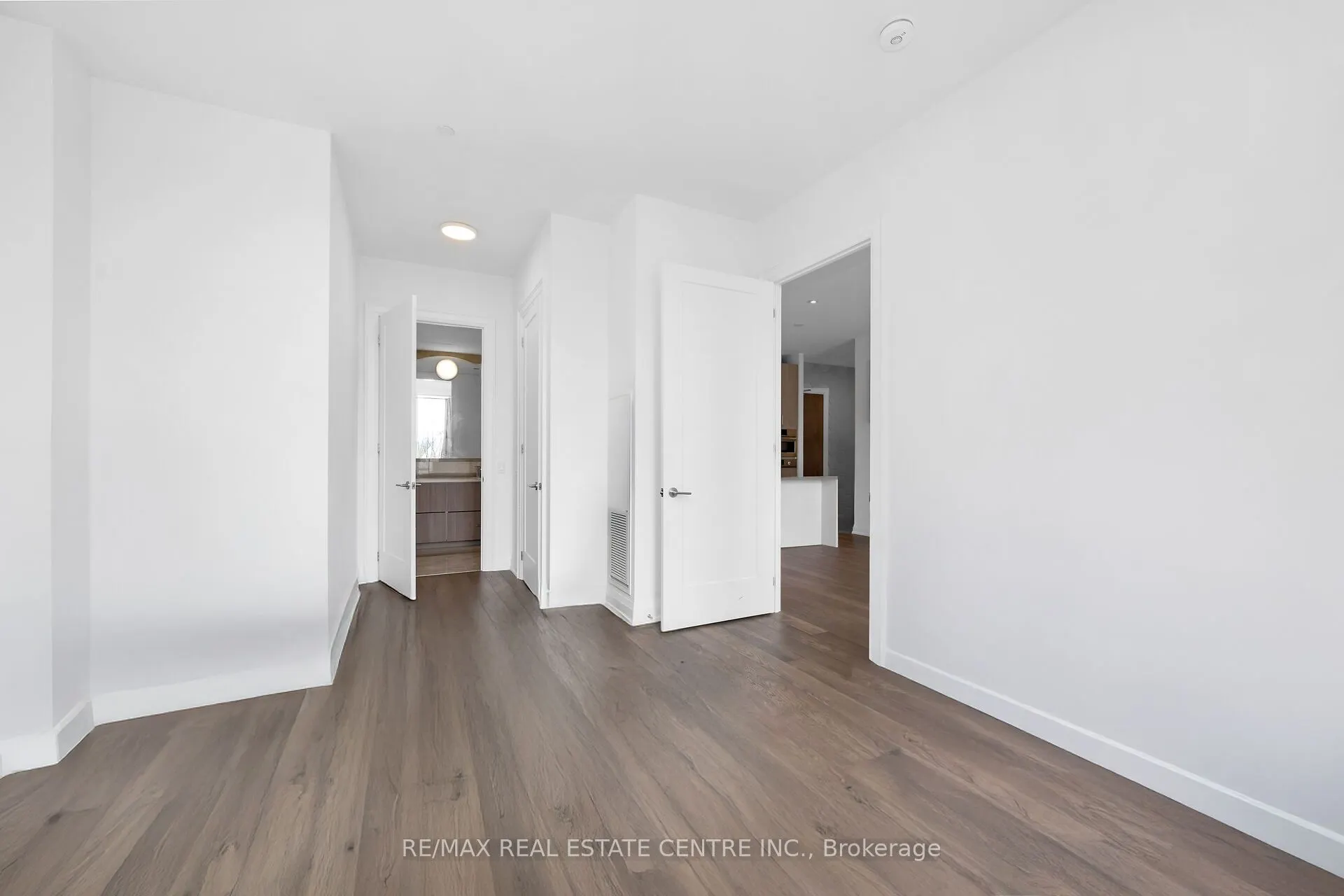 42 Mill Street, #513