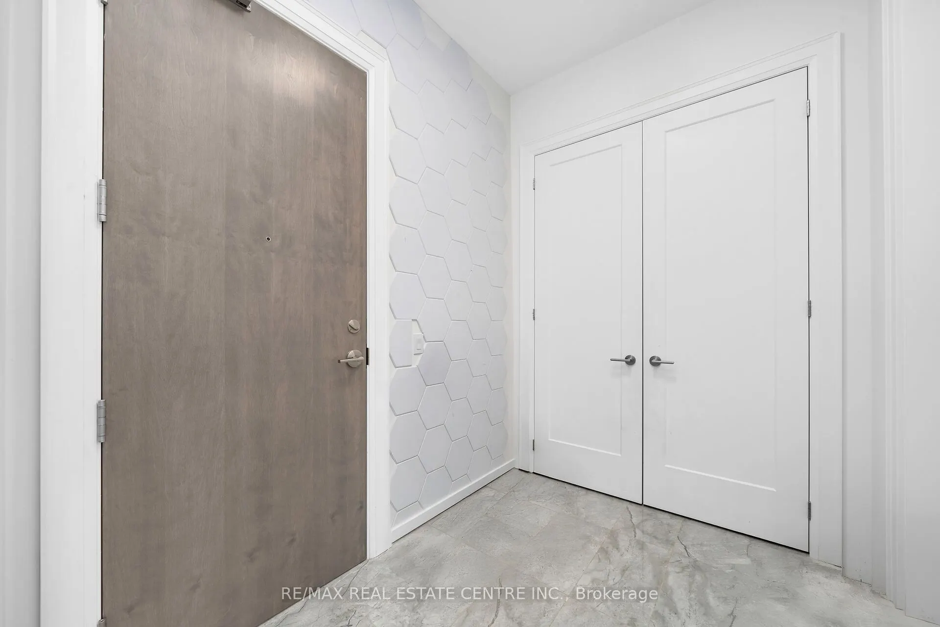 42 Mill Street, #513