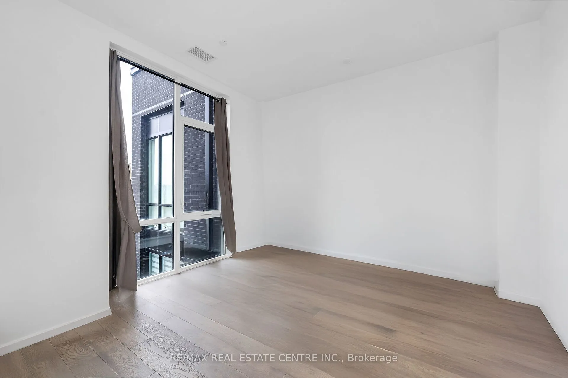 42 Mill Street, #513